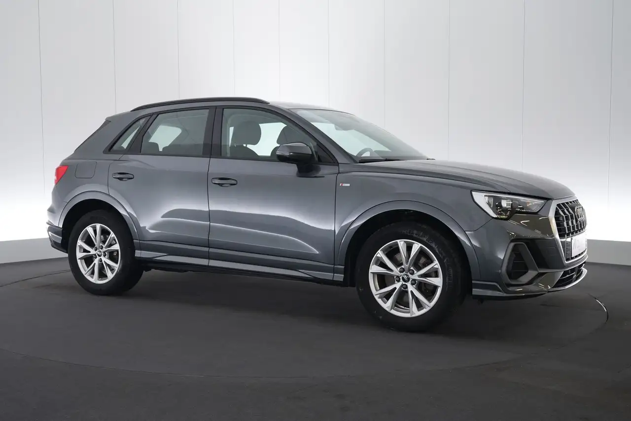 Audi Q3 45 TFSI e PHEV S-Tronic S-Line Business LED GPS PD, миниатюра 4