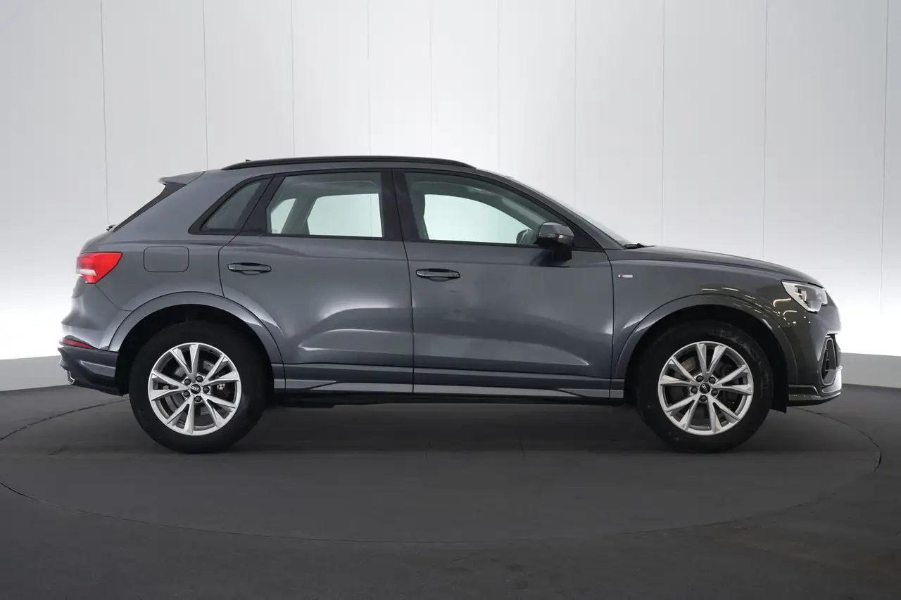 Audi Q3 45 TFSI e PHEV S-Tronic S-Line Business LED GPS PD, миниатюра 5