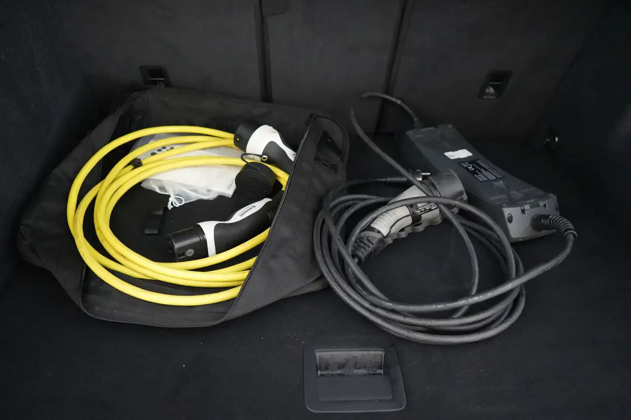 Audi Q3 45 TFSI e PHEV S-Tronic S-Line Business LED GPS PD, миниатюра 23