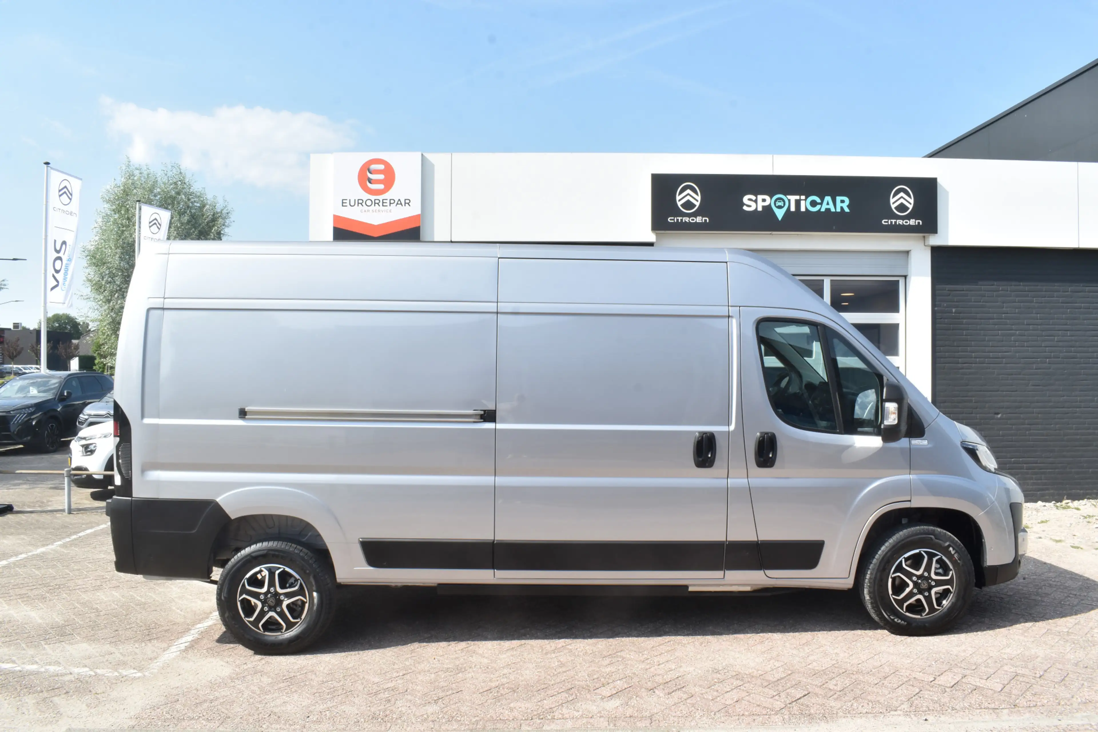 Peugeot Boxer e-Boxer 3.5t L3H2 Zwaar 110 kWh Navigatie | Laadvl — photo 4