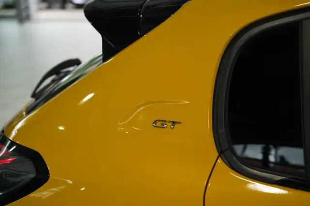 Peugeot 208 view 7