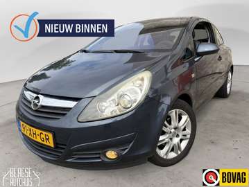 1.4 16V Cosmo Cruise Airco Navi Lmv