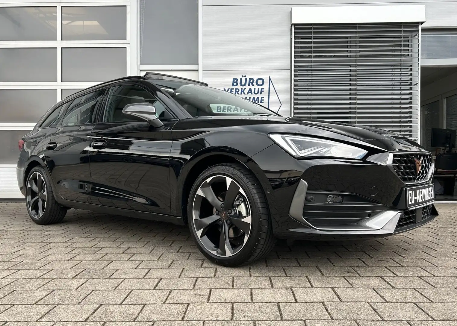 CUPRA Leon ST 1.5 eTSI DSG BEATS PANO KAM AHK 3J. GAR. Noir - 2