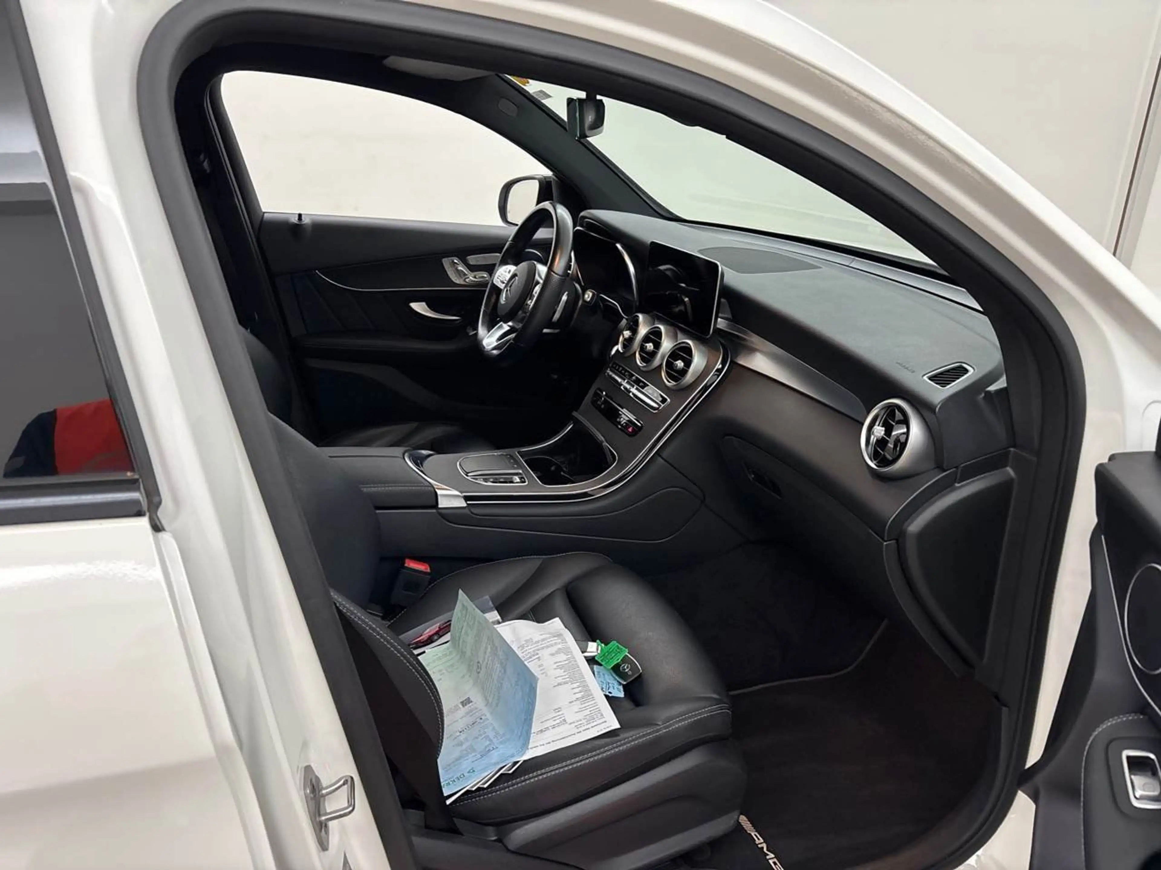 Mercedes-Benz GLC 300 e Coupe AMG Line 4Matic 360° AHK SpoSi ACC — photo 10