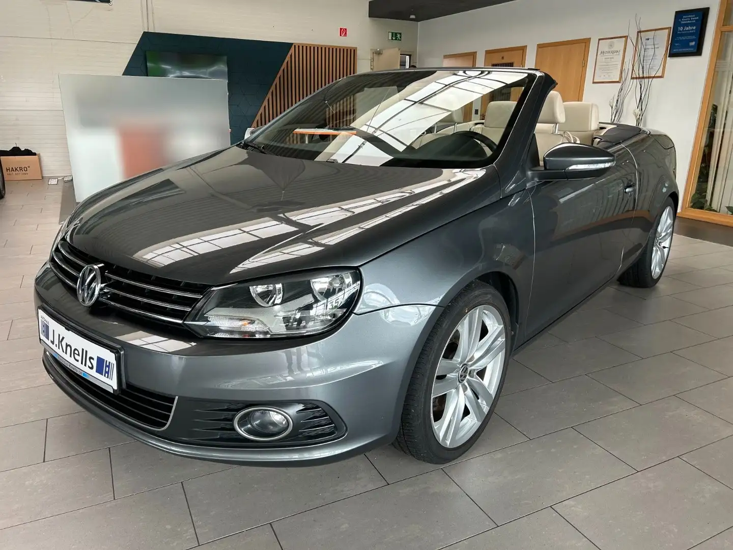Volkswagen Eos 1.4TSI/VOLLLEDER/NAVI/SHZ/PDC/18" Grau - 1