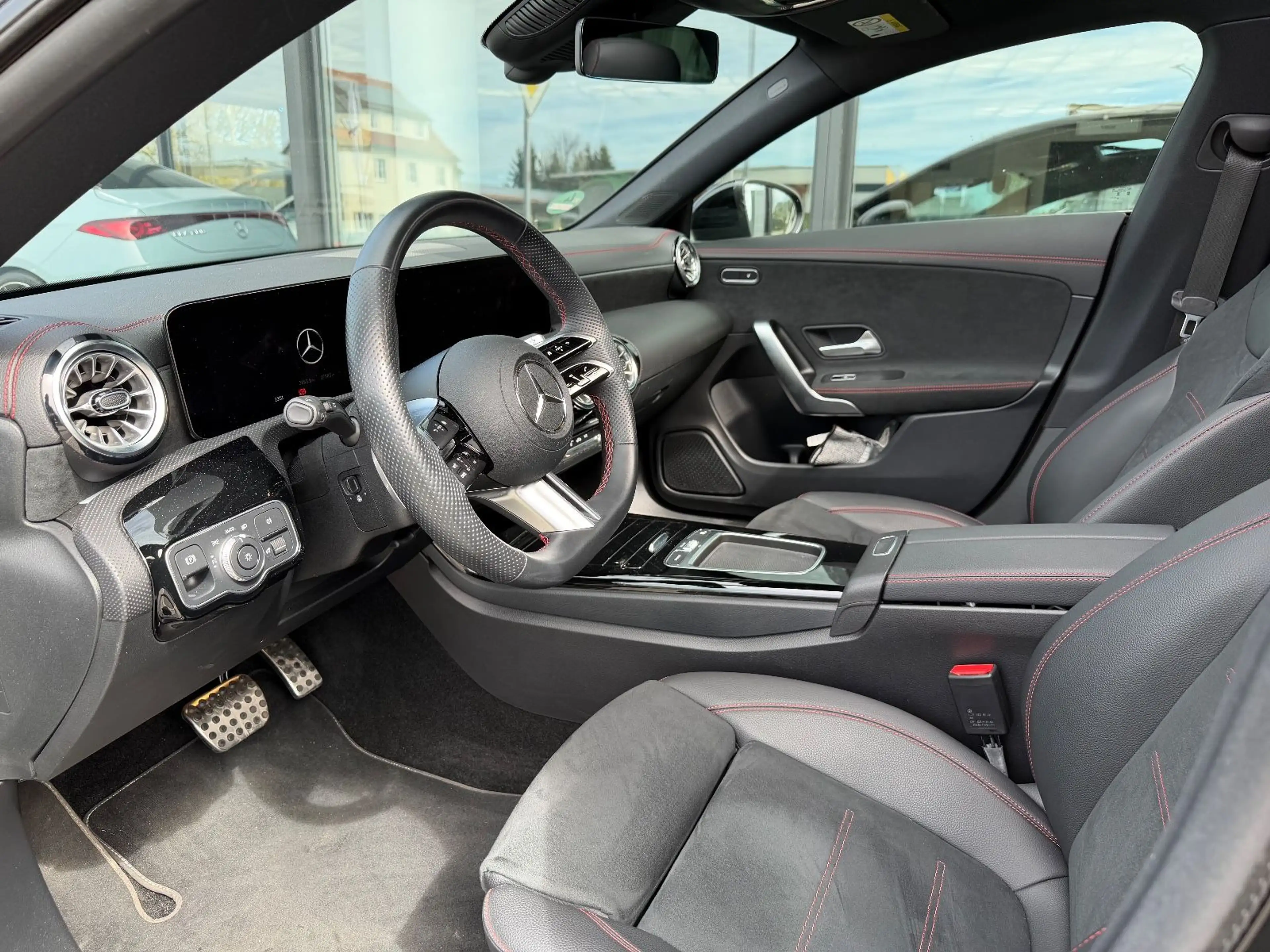 Mercedes-Benz CLA 220 CLA 220 d AMG SB, Pano, Night, AHK, LED, Keyless — photo 10