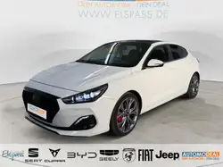 Hyundai i30 Fastback Premium NAV LED PANODACH KAMERA SITZ.HZG