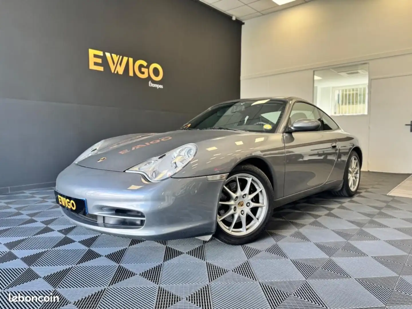Porsche 911 COUPE 996.2 3.6L 320ch CARRERA TIPTRONIC-S Moteur  Gris - 1