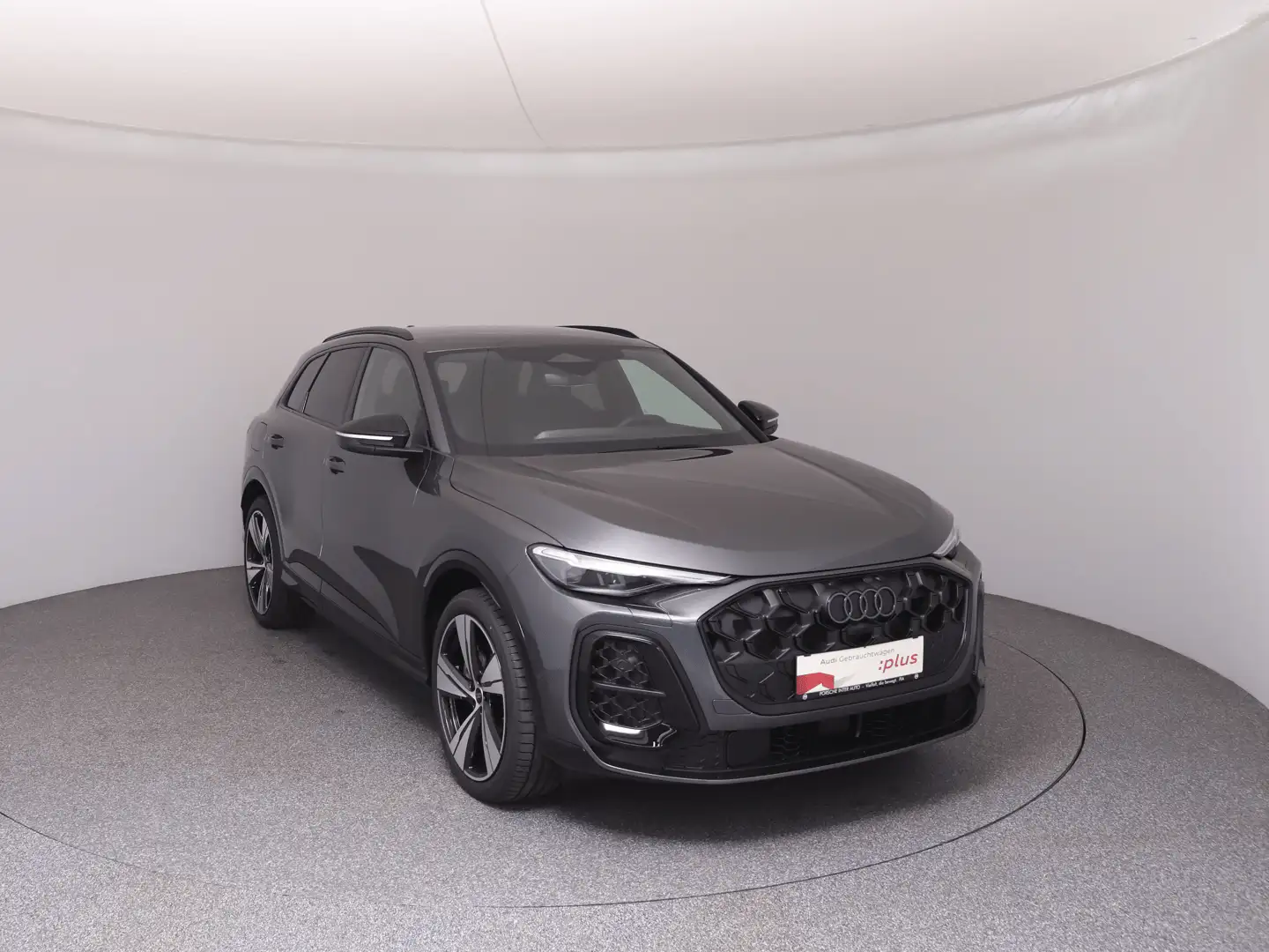 Audi Q5 SUV TDI quattro 150 kW Grau - 2