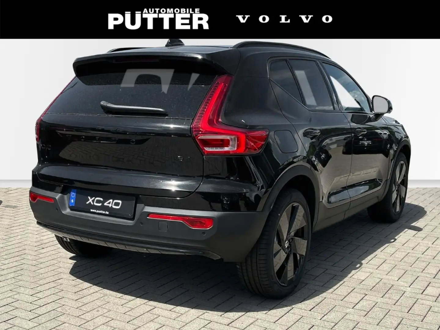 Volvo XC40 B4 Benzin Plus Black Edition 20'' AHK ACC Rückfahr Schwarz - 2