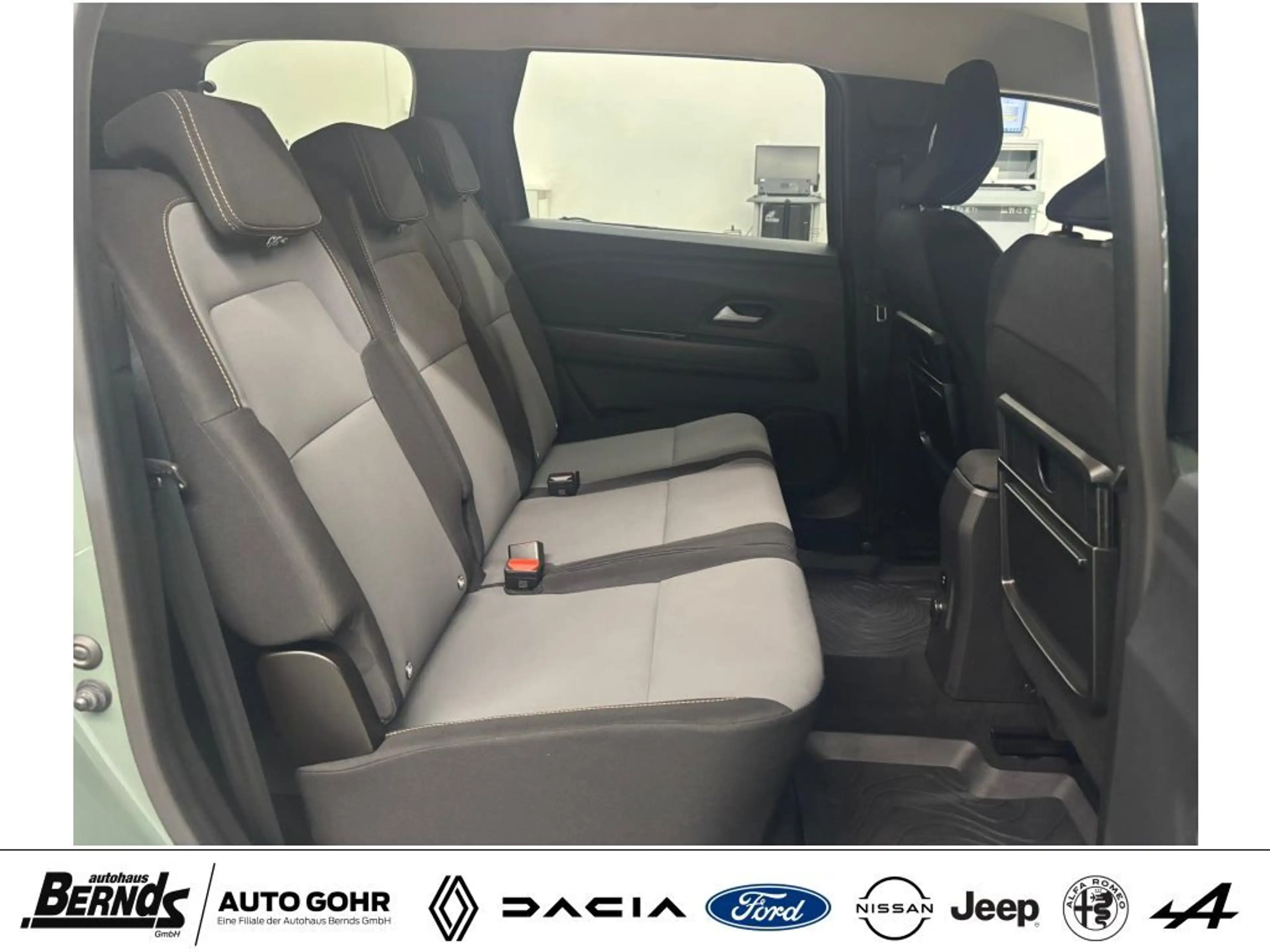 Dacia Jogger 110 7-Sitze Extreme+ ISO Navi Kamera DAB+ Assist. — photo 4