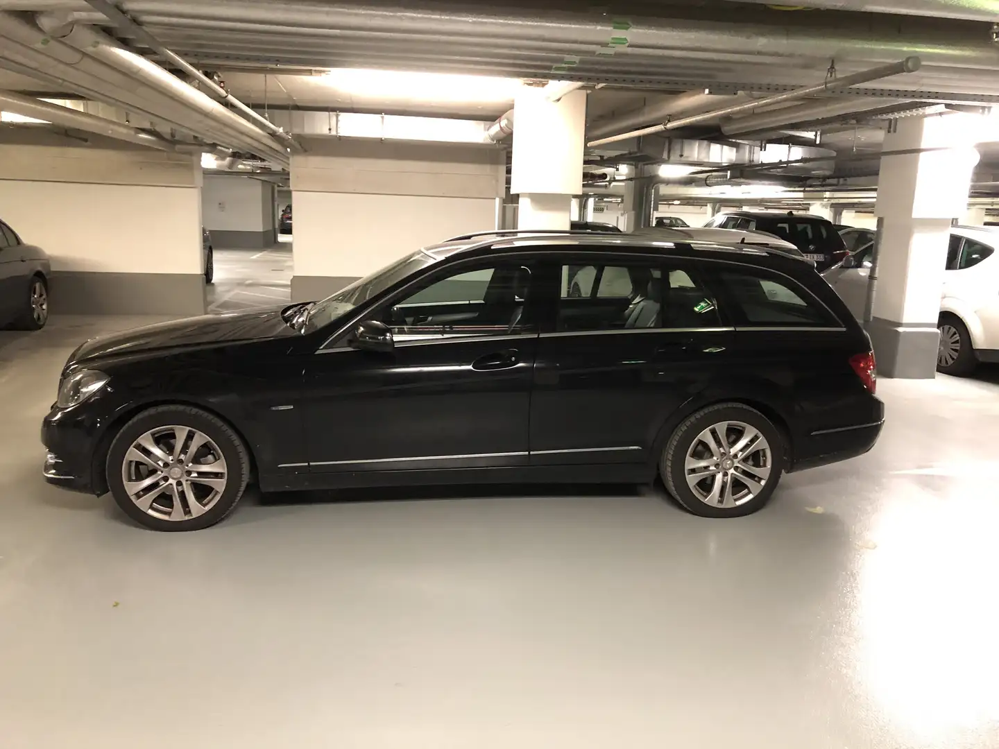 Mercedes-Benz C 220 C 220 T CDI BlueEfficiency (204.202) Schwarz - 2