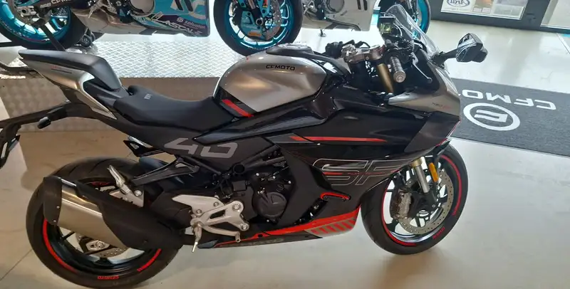 CFMOTO 450 SR - foto 4