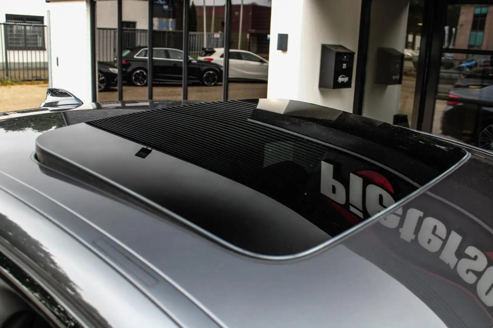 BMW 540 5-serie 540i M-Pakket M5 NAP PANO 360 CAMERA XENON Grau - 2