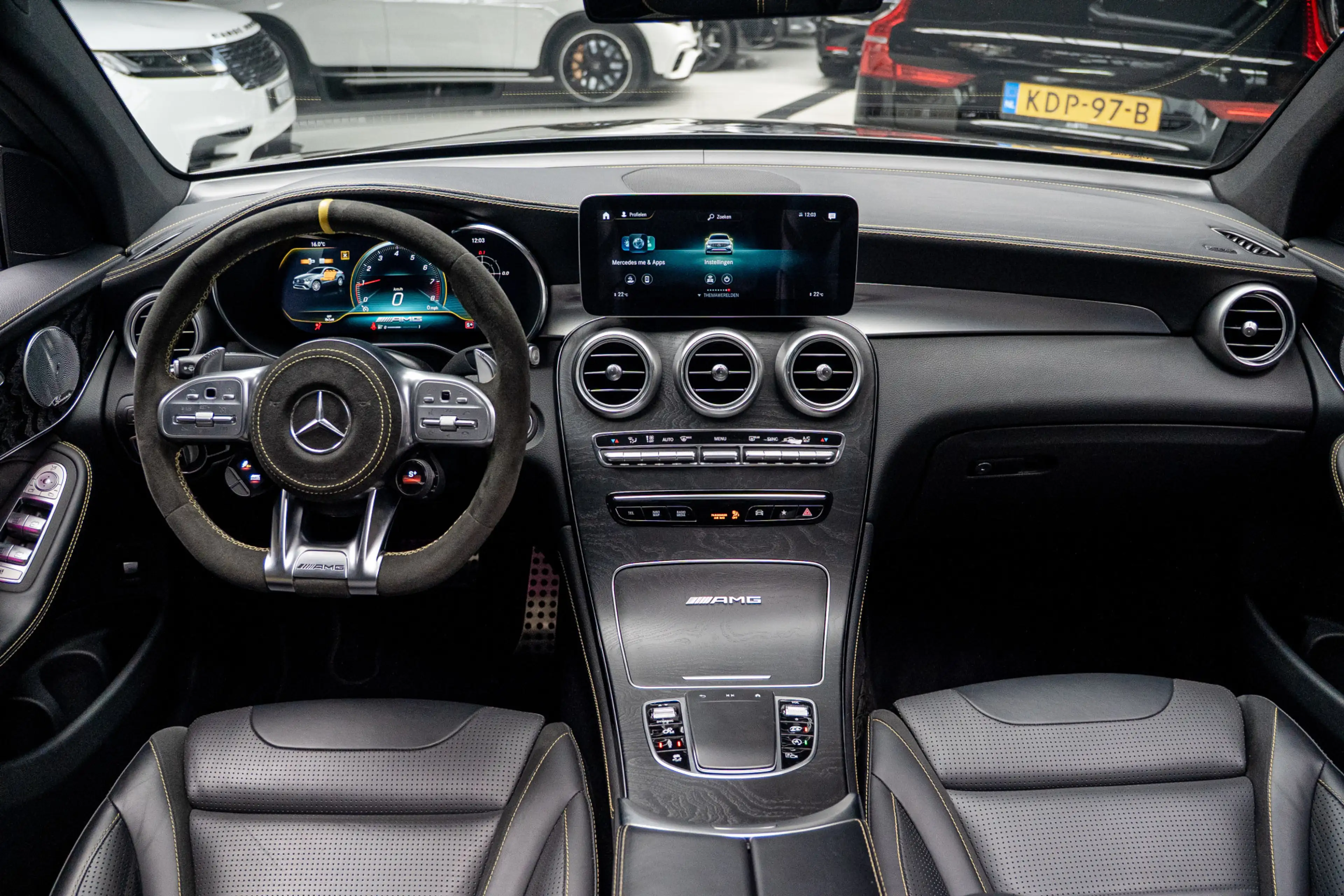 Mercedes-Benz GLC 63 AMG Coupé S 4MATIC+ Premium Plus 21 Inch - Headup - 36 — photo 11