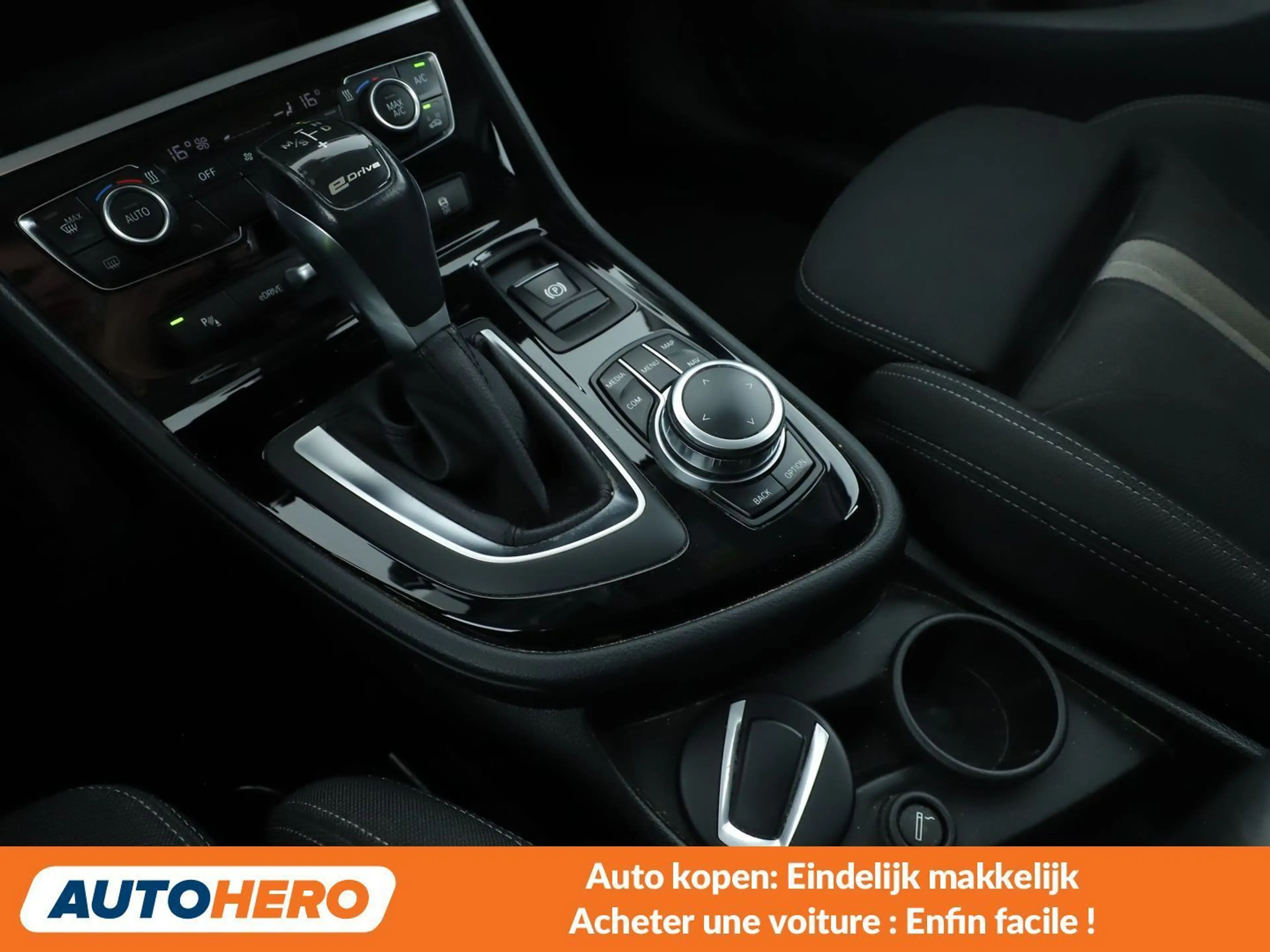 BMW 225 225xe Active Tourer Advantage — photo 15