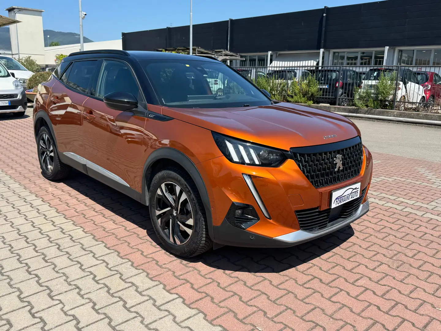 Peugeot 2008 1.5 BlueHDi 130cv S.&S. EAT8 GT AZIENDALE Arancione - 1