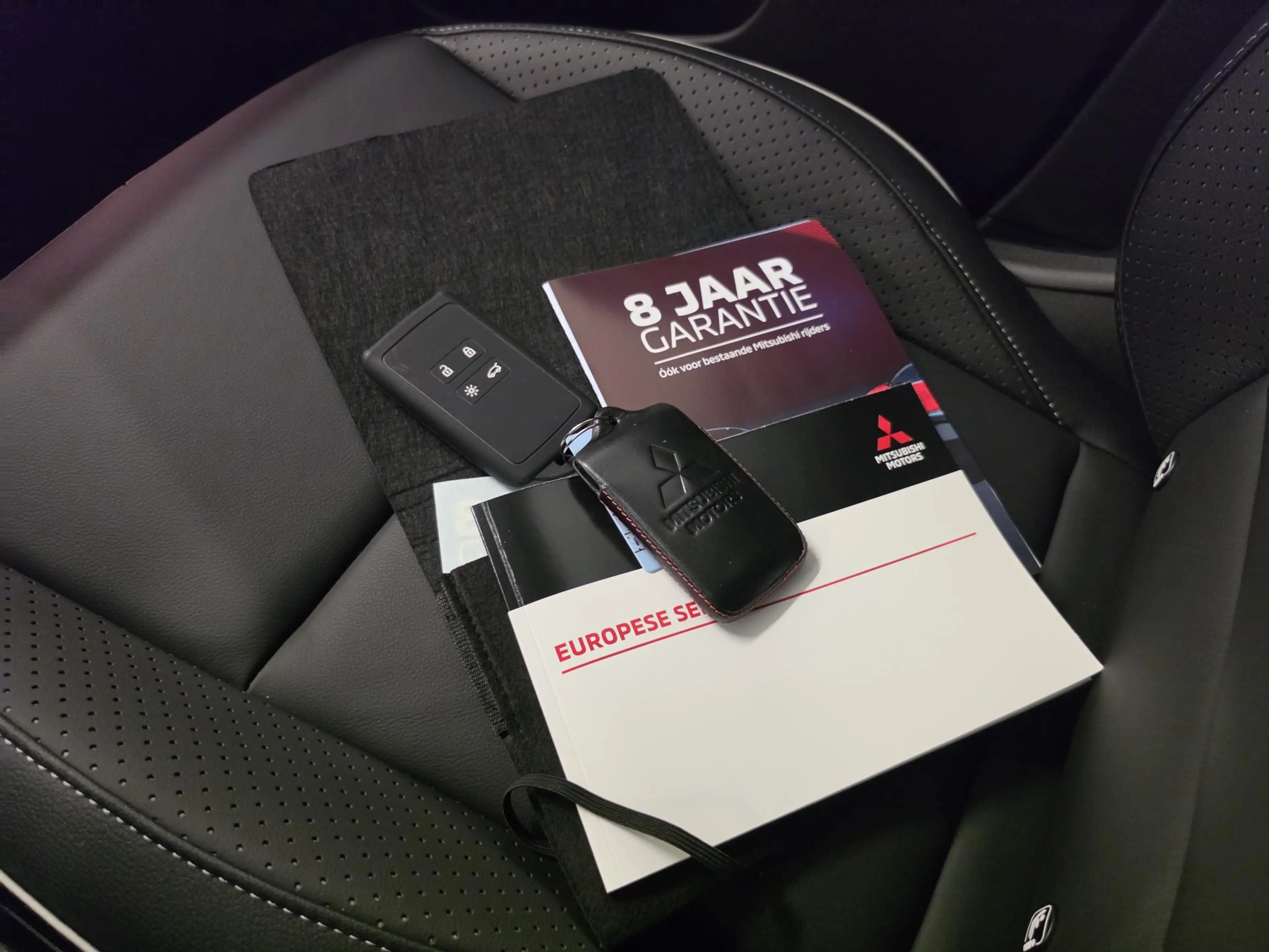 Mitsubishi Grandis 1.8 HEV Instyle | Camera | Stoel en stuurverwarmin — photo 21