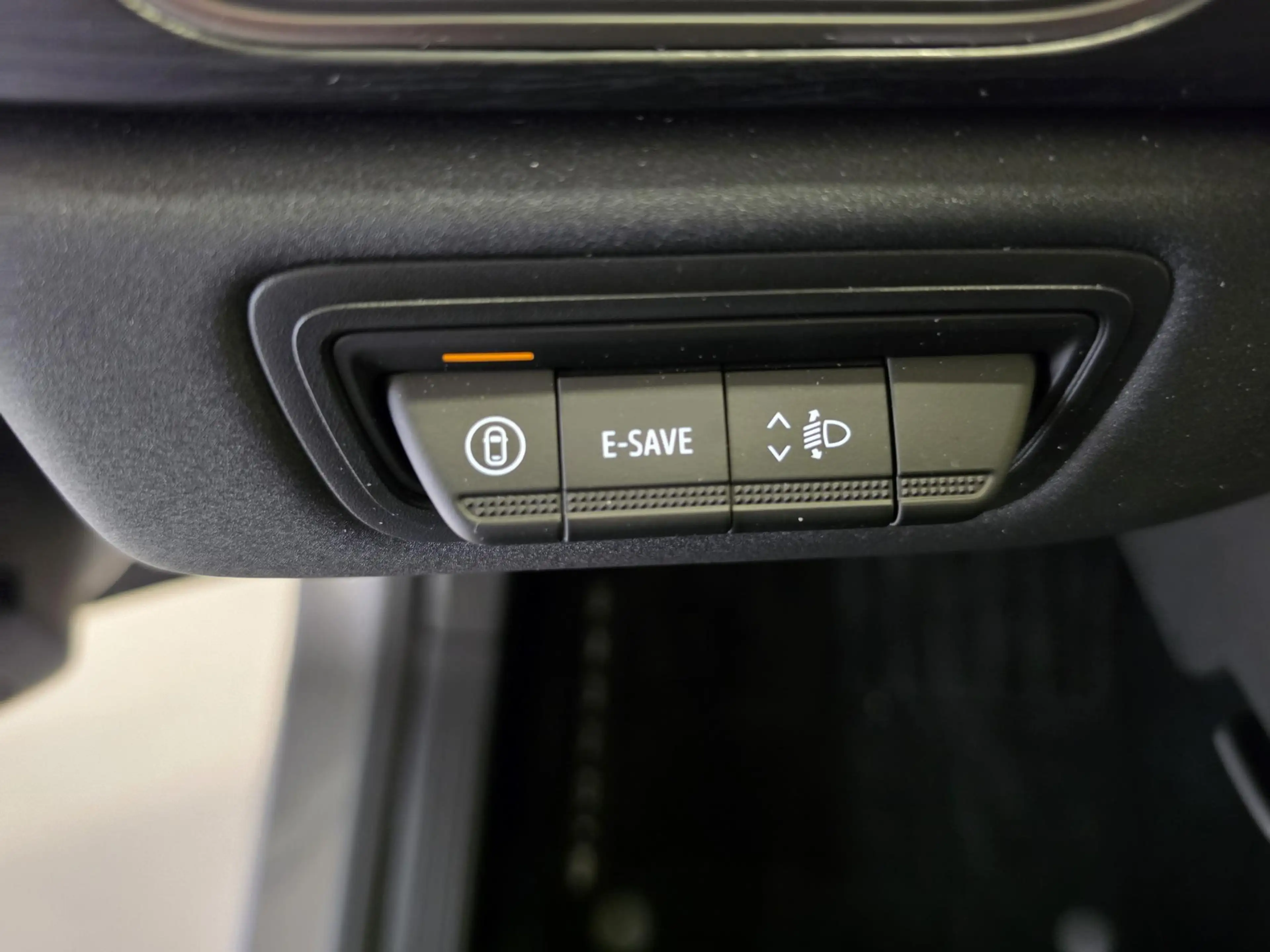 Mitsubishi Grandis 1.8 HEV Instyle | Camera | Stoel en stuurverwarmin — photo 45
