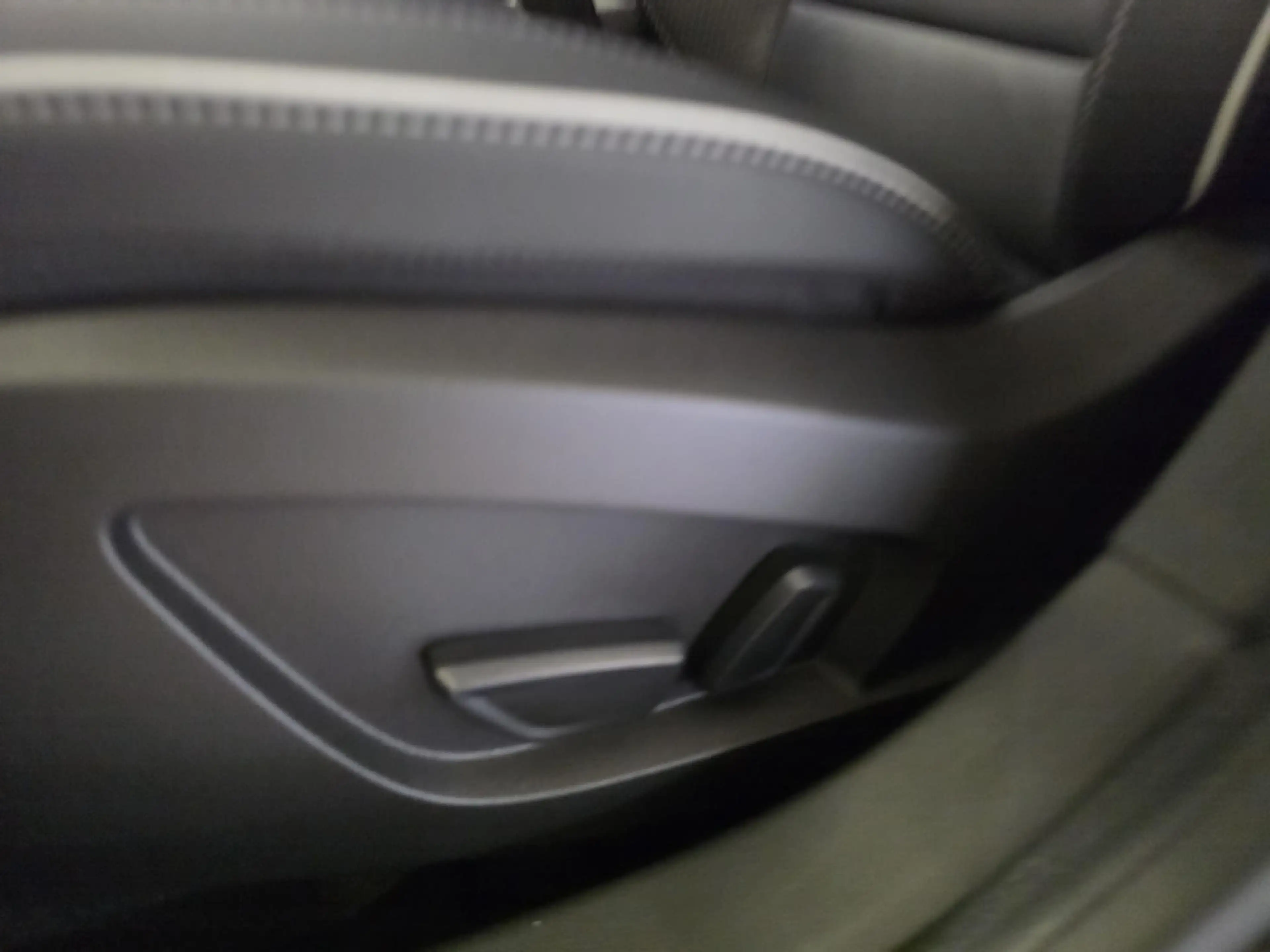 Mitsubishi Grandis 1.8 HEV Instyle | Camera | Stoel en stuurverwarmin — photo 47