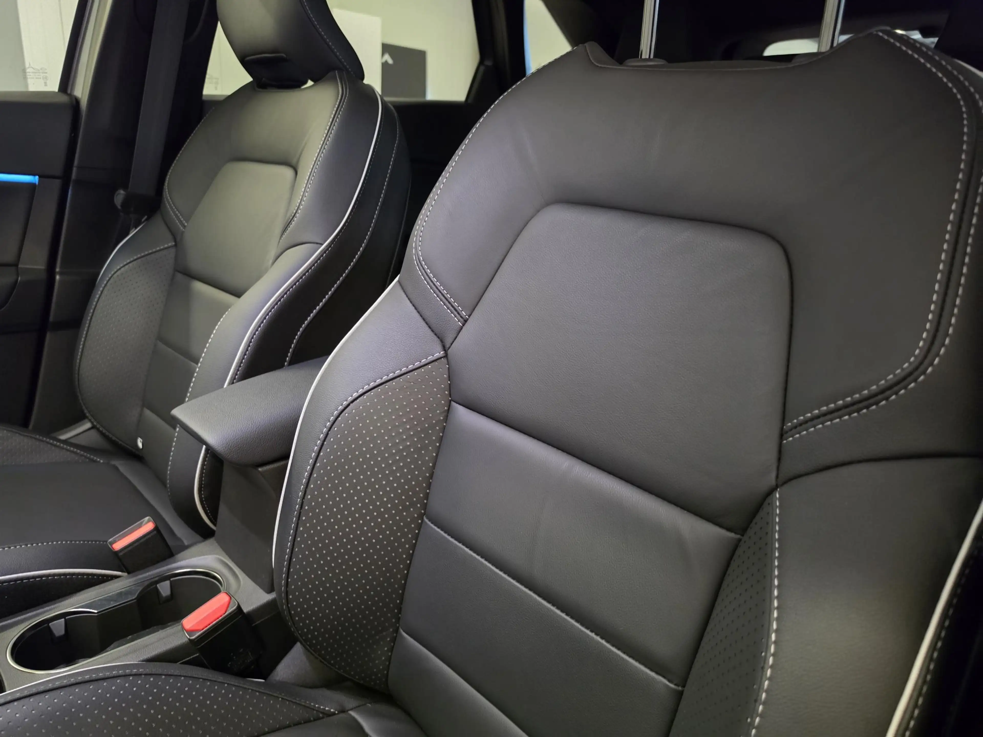 Mitsubishi Grandis 1.8 HEV Instyle | Camera | Stoel en stuurverwarmin — photo 33