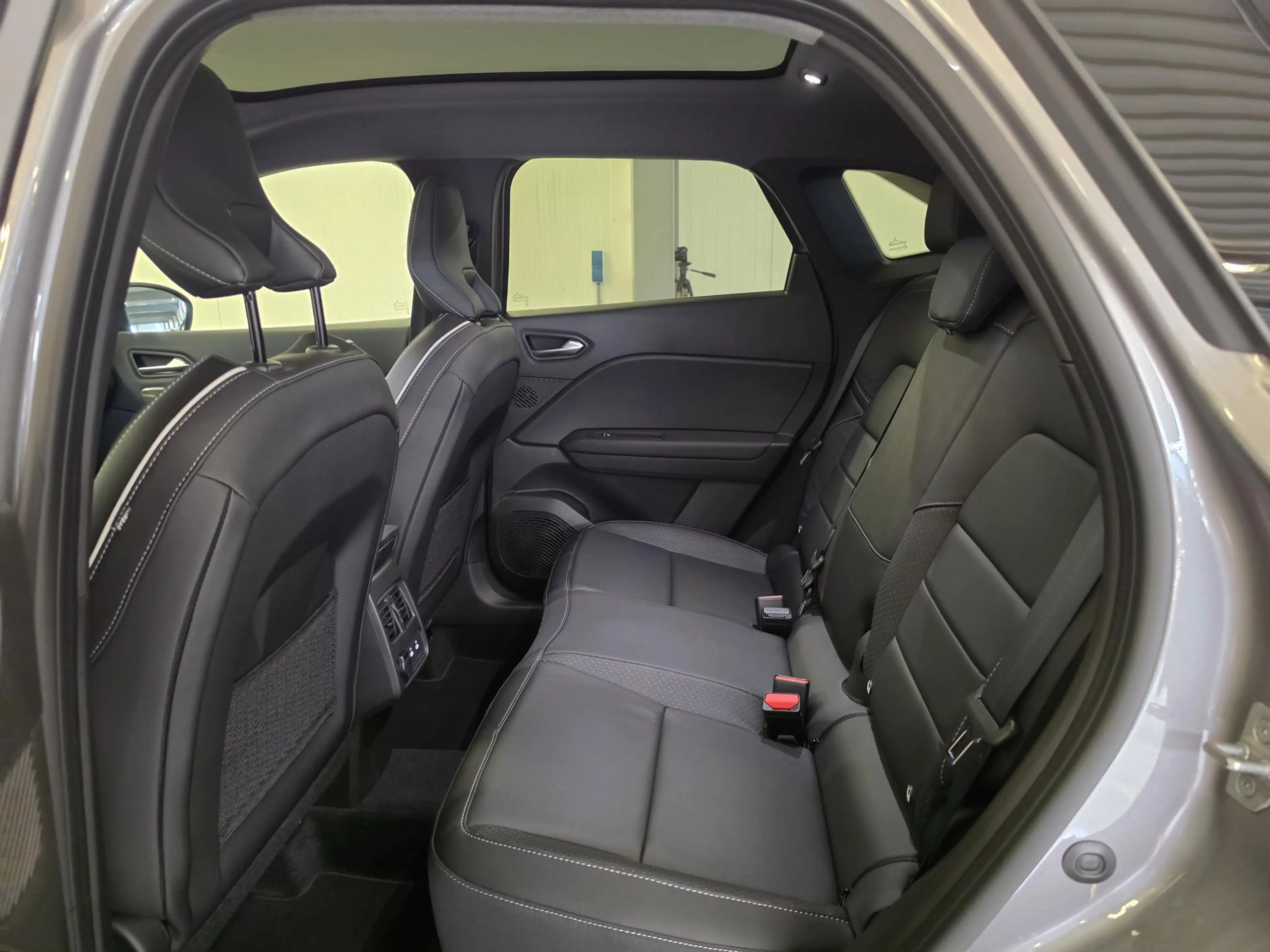 Mitsubishi Grandis 1.8 HEV Instyle | Camera | Stoel en stuurverwarmin — photo 13