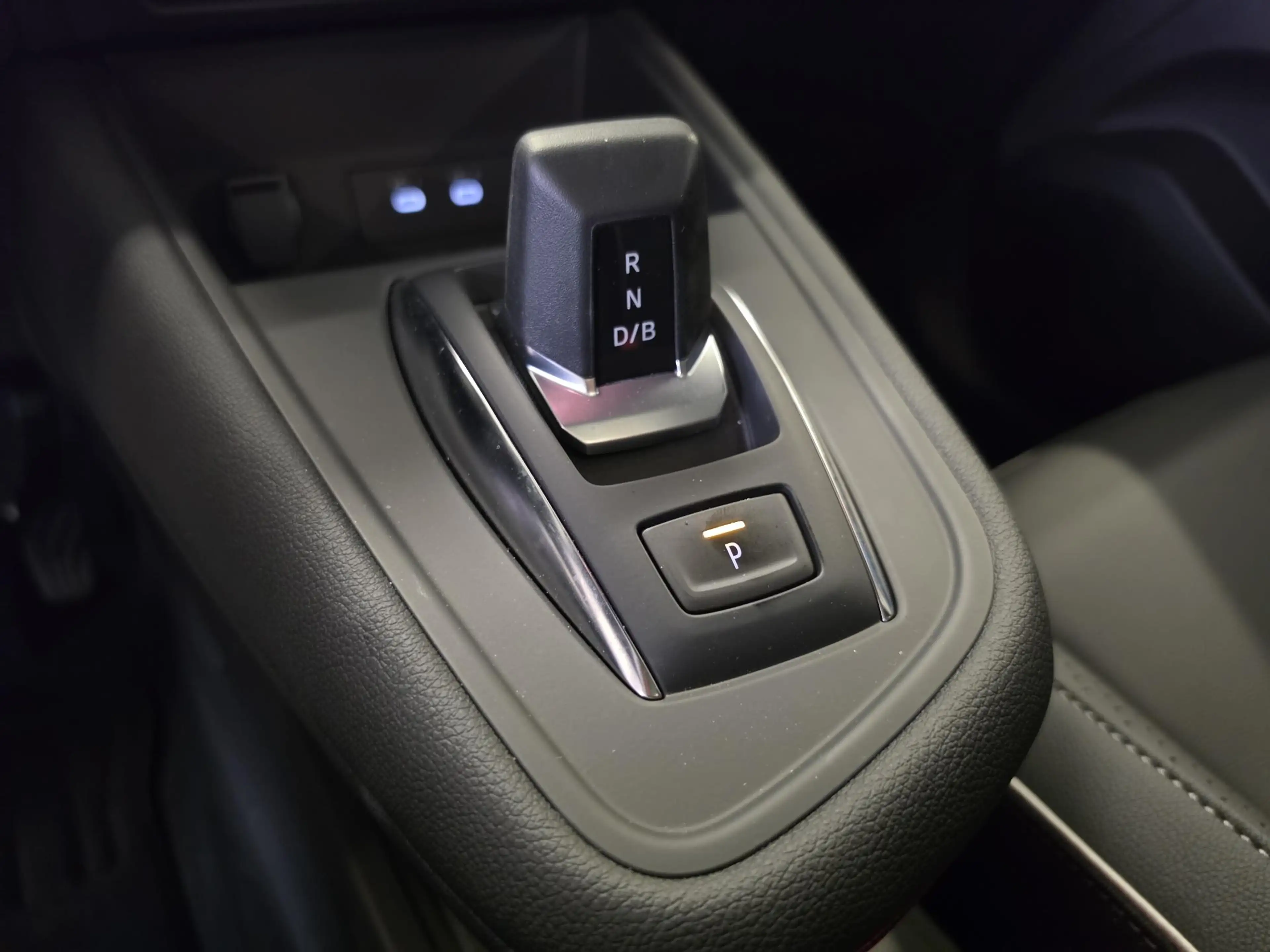 Mitsubishi Grandis 1.8 HEV Instyle | Camera | Stoel en stuurverwarmin — photo 29