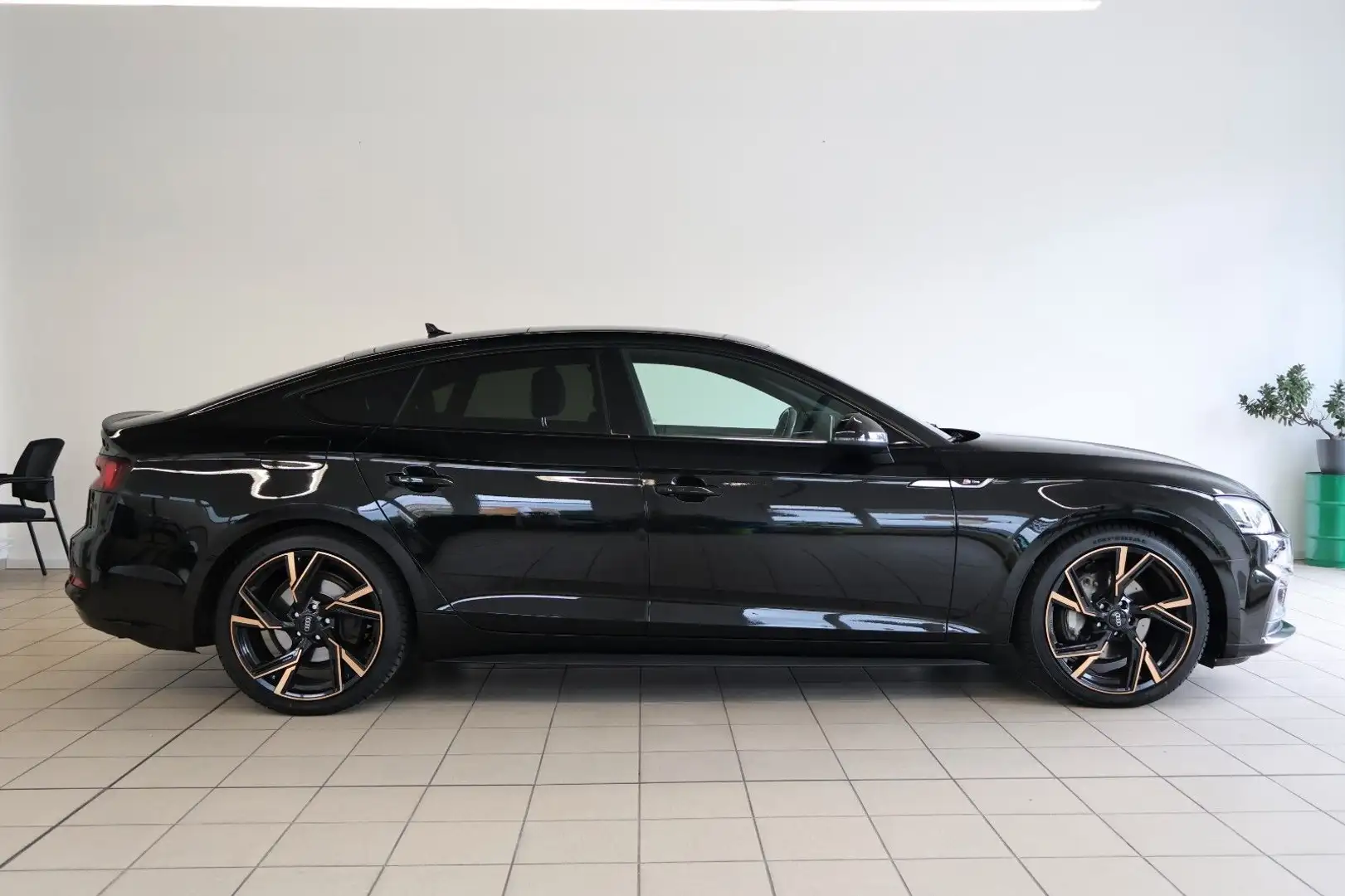 Audi A5 Sportback 40 TDI S line LED ACC Panorama AHK Noir - 2
