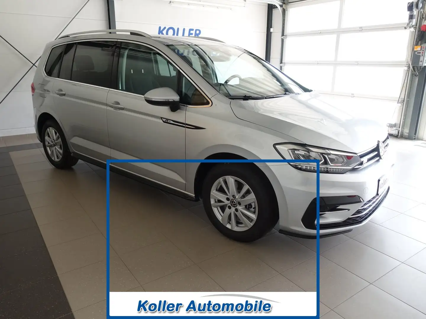 Volkswagen Touran 2.0 TDI DSG HL R-Line +Side Assist Stříbrná - 1