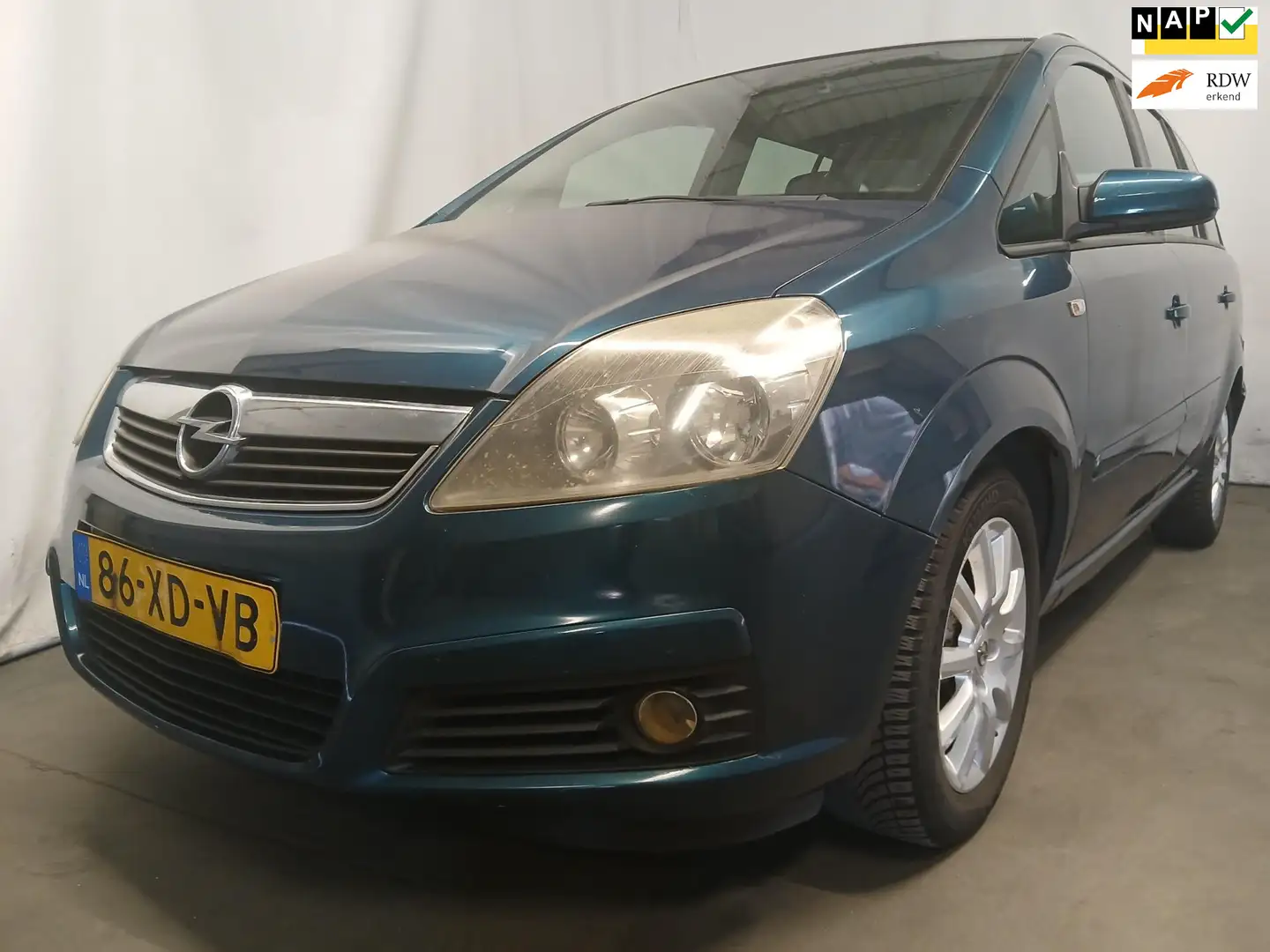 Opel Zafira 1.8 Temptation - Airco - Achter Schade Green - 1