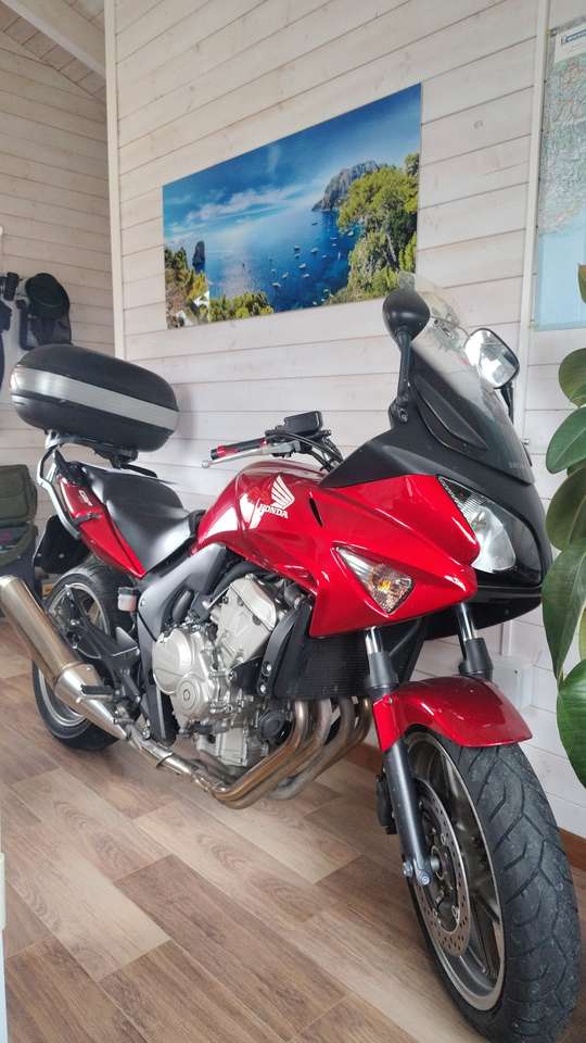 Honda CBF 600