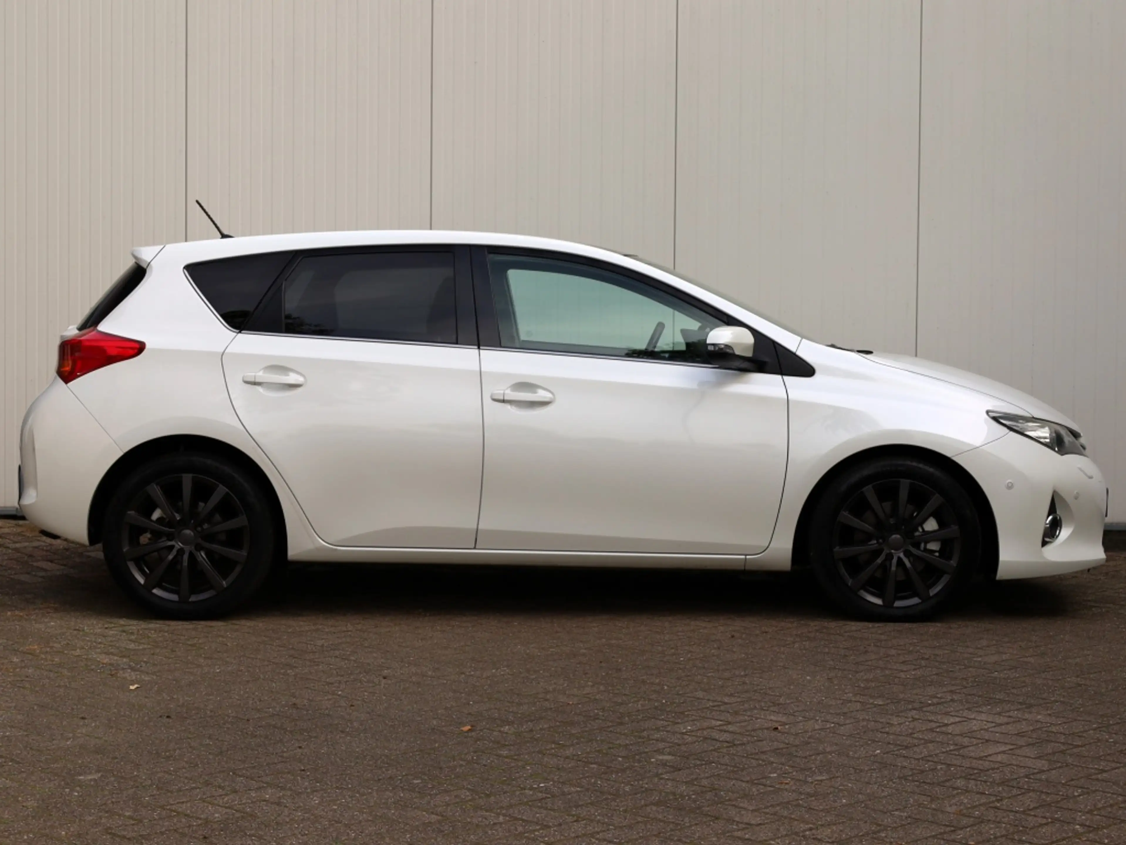 Toyota Auris 1.8 Hybrid Lease Pro | Panoramadak | Half Leder | — photo 6