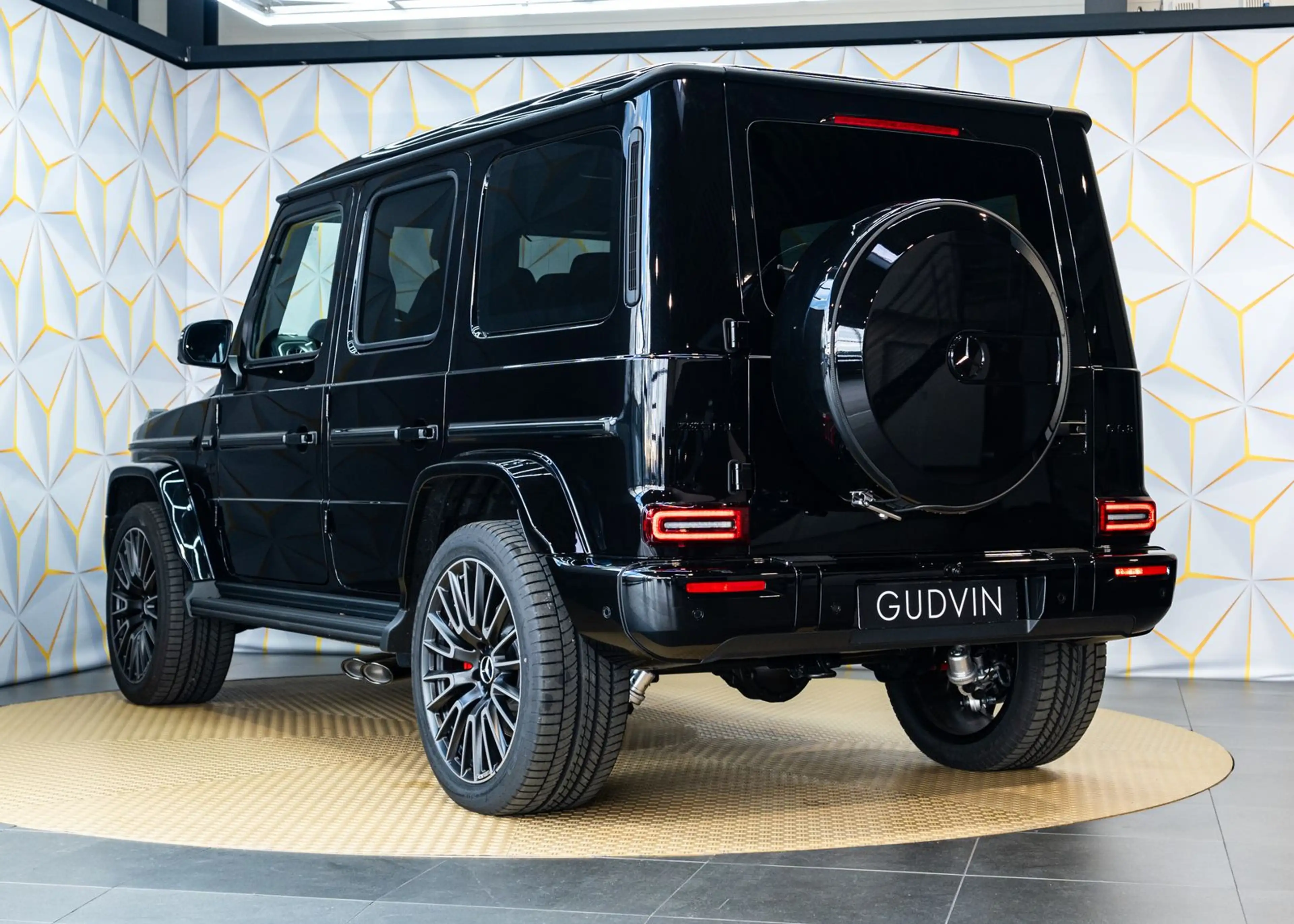 Mercedes-Benz G 63 AMG AMG/Burmester/360°/Carbon/Superior/A22 — photo 8