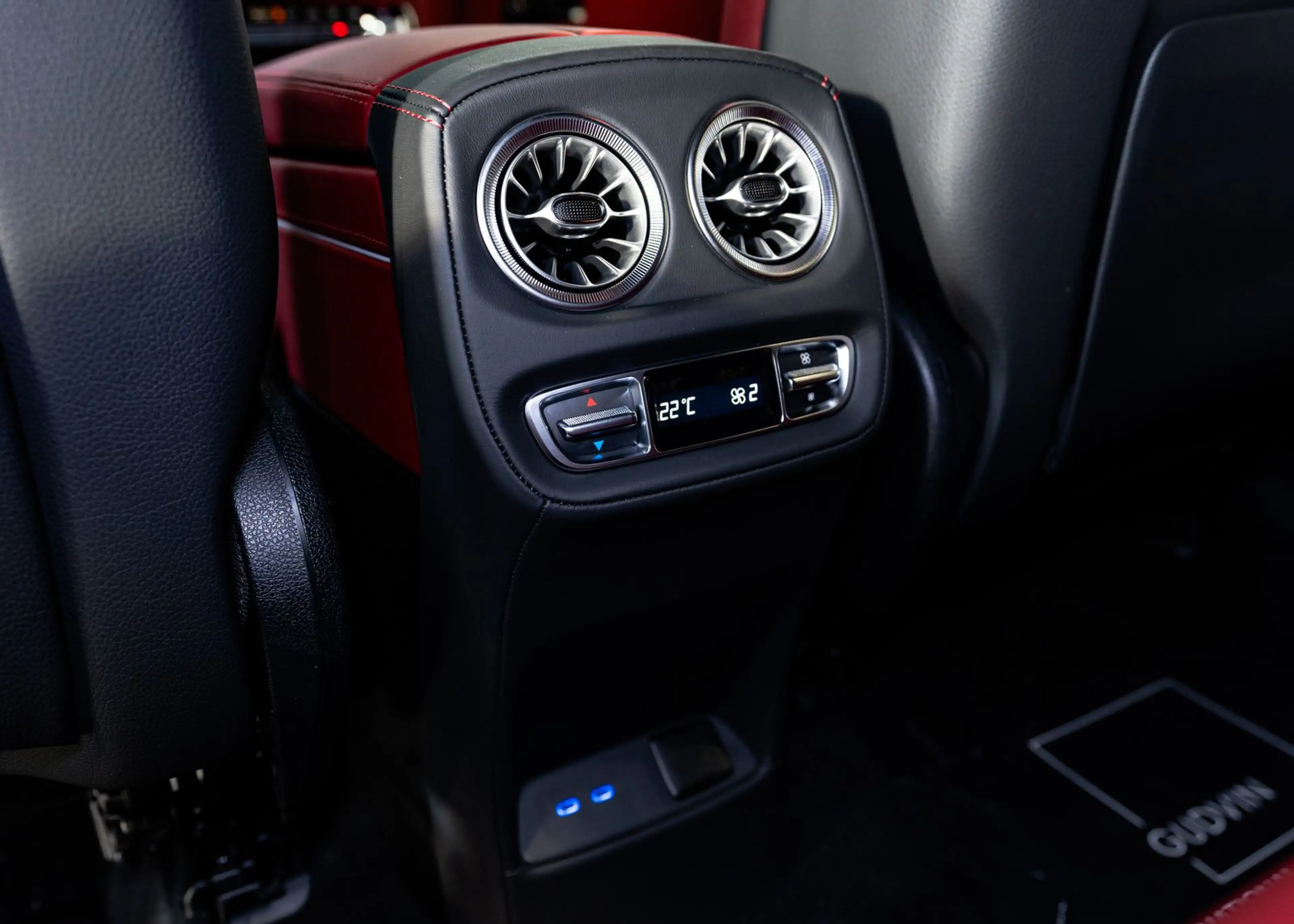 Mercedes-Benz G 63 AMG AMG/Burmester/360°/Carbon/Superior/A22 — photo 15