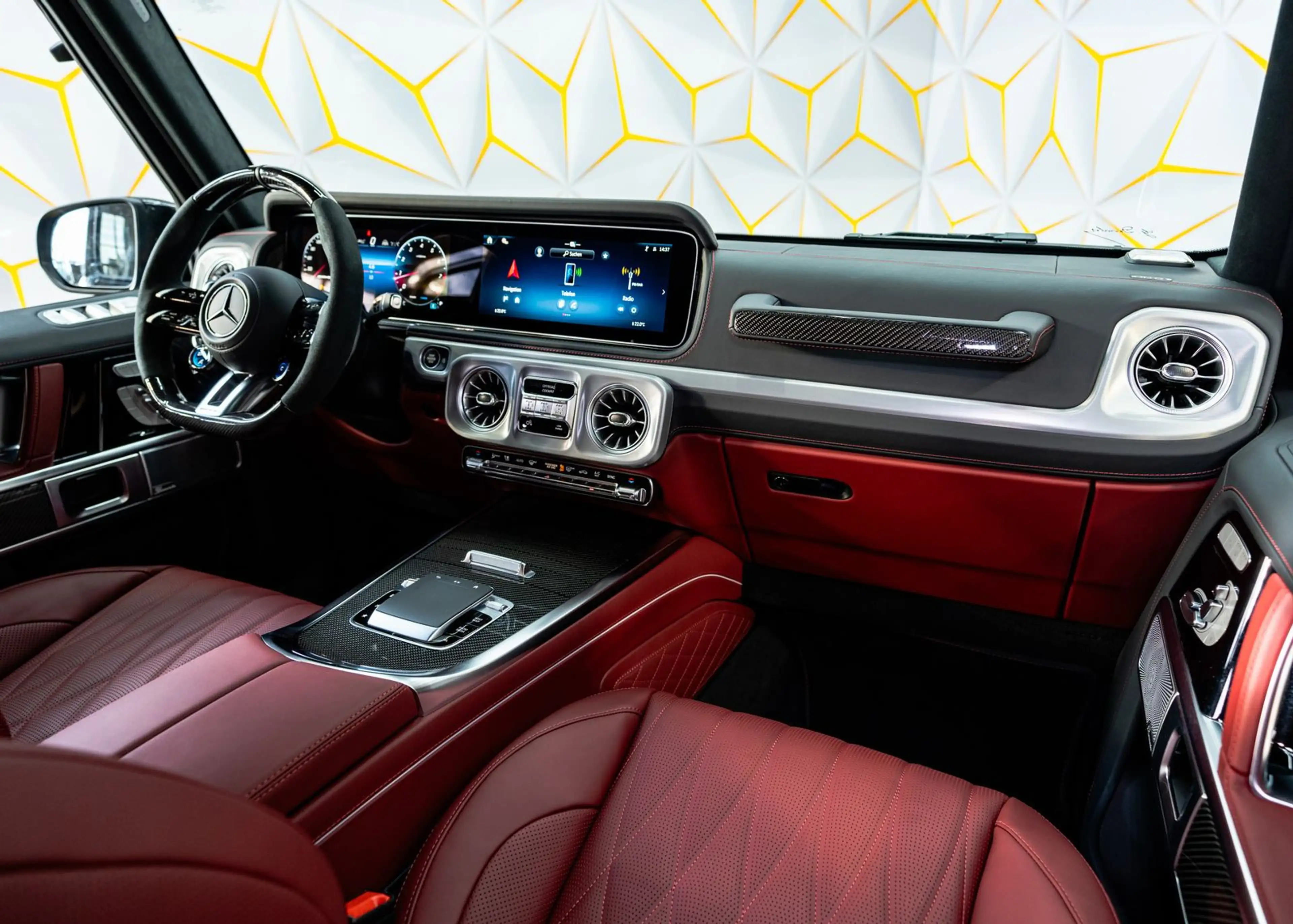 Mercedes-Benz G 63 AMG AMG/Burmester/360°/Carbon/Superior/A22 — photo 11