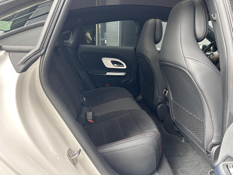 Mercedes-Benz CLA 250 250+ Launch Edition 85.5 kWh | AMG Line | Nightpak — photo 6
