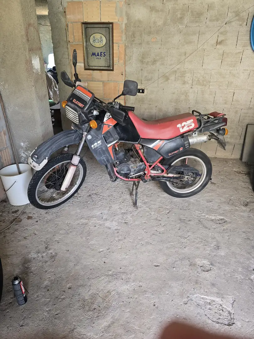 Cagiva Elefant 125 Красный - 1