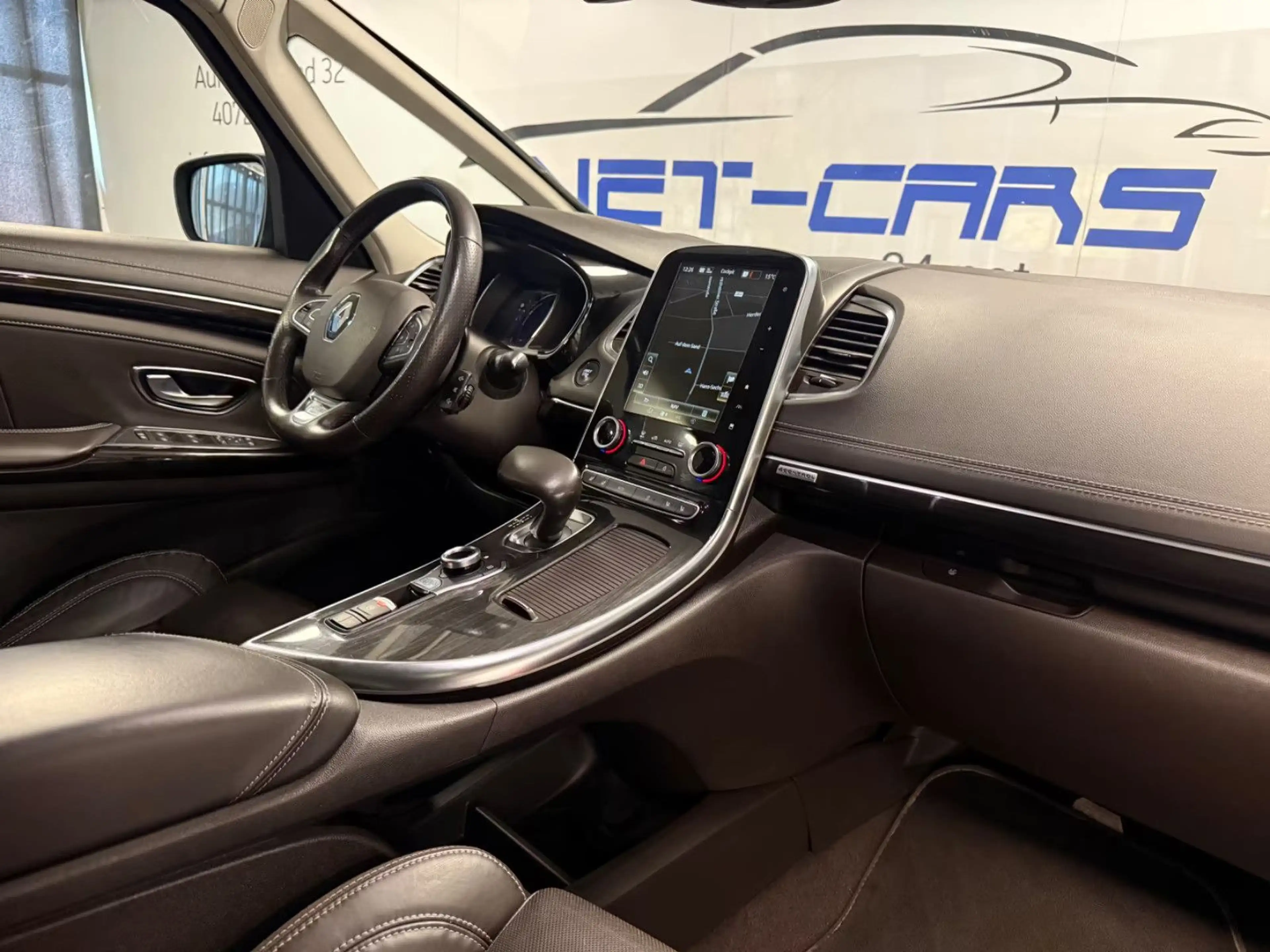 Renault Espace TCe EDC Initiale Paris 4Control*7Sitzer* — photo 8