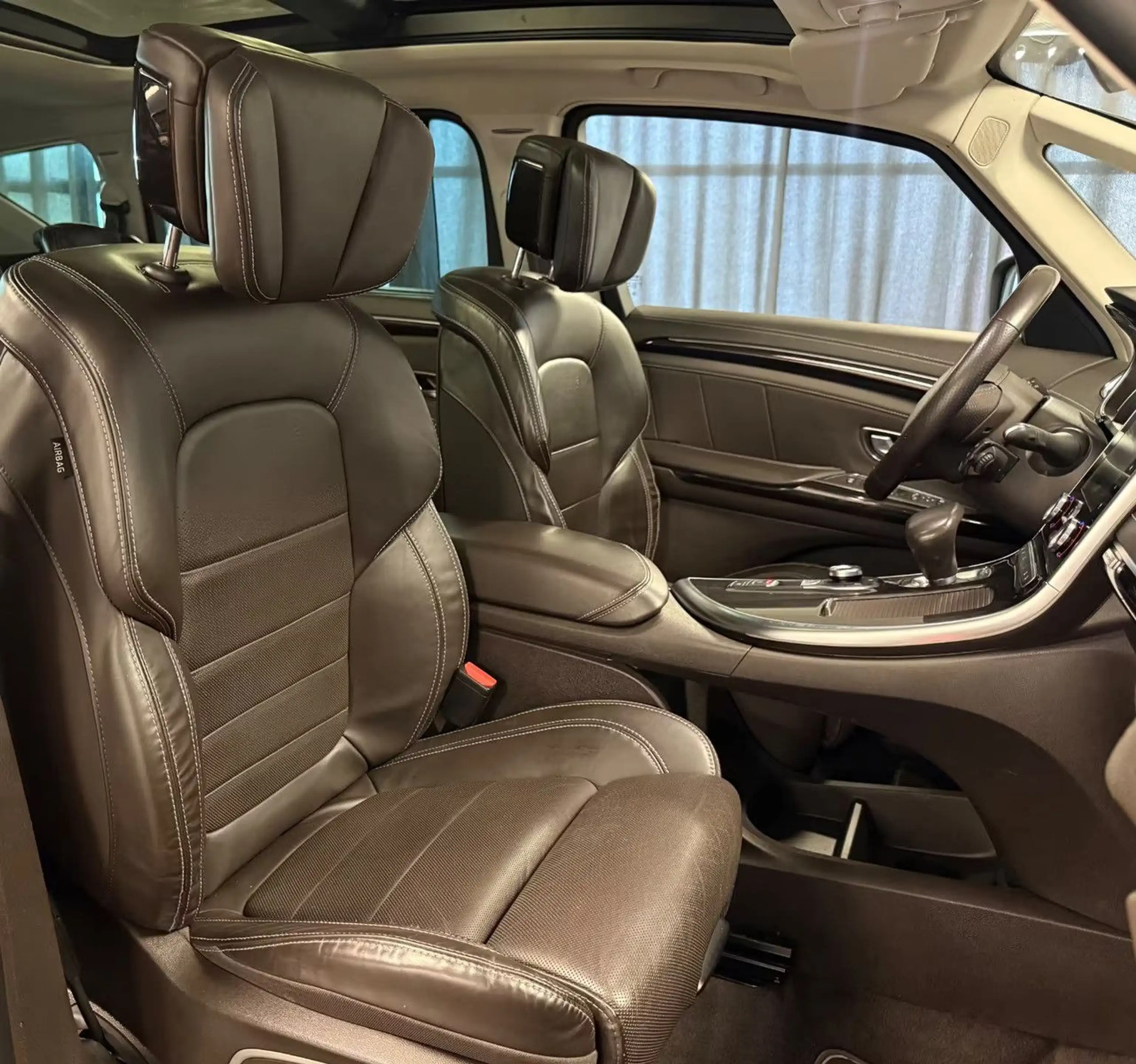 Renault Espace TCe EDC Initiale Paris 4Control*7Sitzer* — photo 7