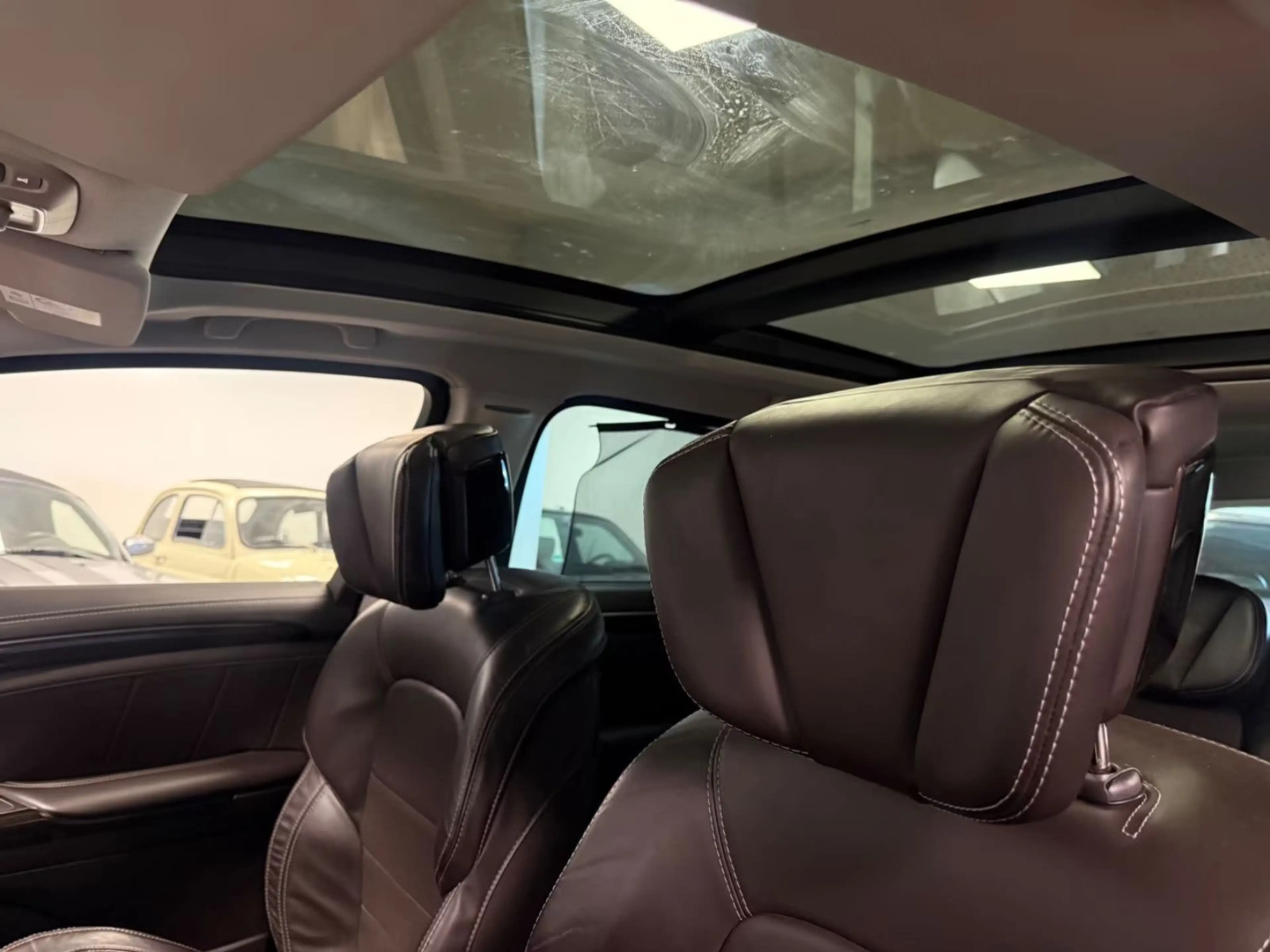 Renault Espace TCe EDC Initiale Paris 4Control*7Sitzer* — photo 5