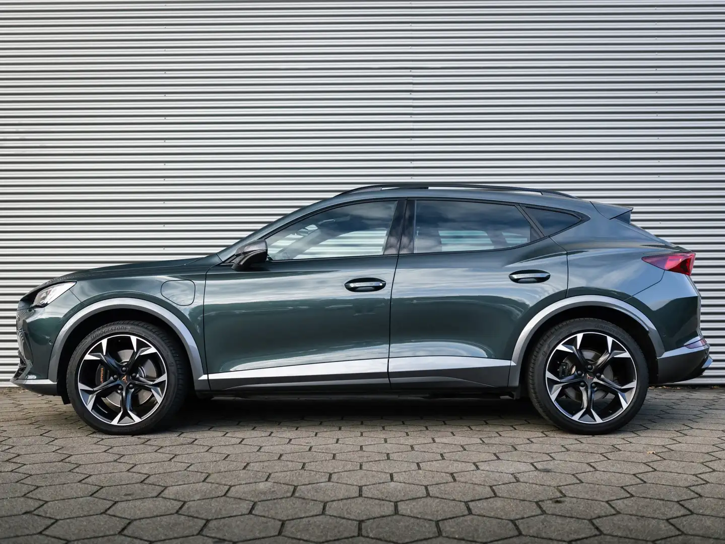 CUPRA Formentor 1.4 e-Hybrid VZ PANO CAMERA KEYLESS VIRTUAL Vert - 2