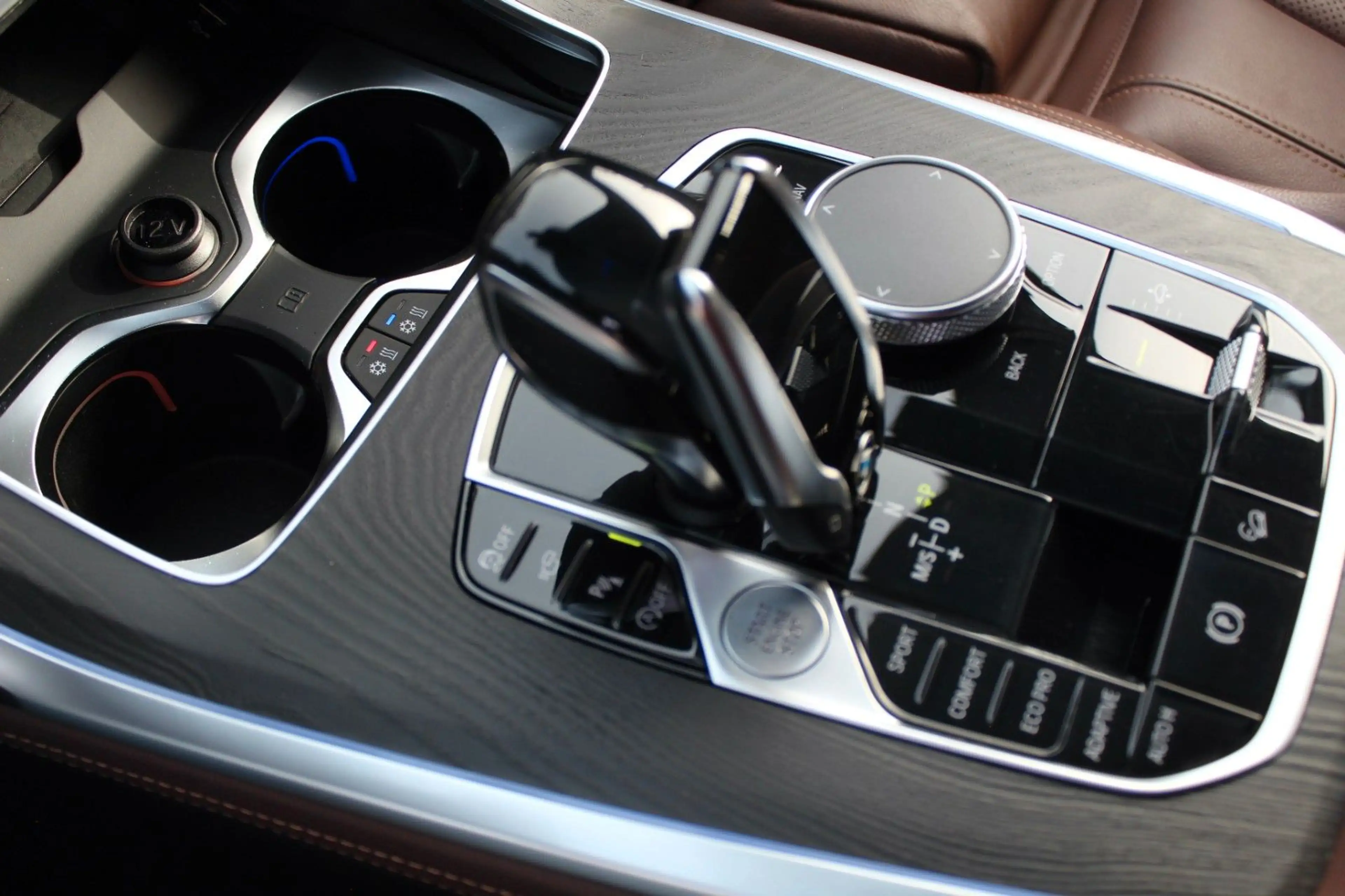 BMW X7 M-SPORT 1.Hd! VoLL 7Si 360° INNOV STANDHZ 22" — photo 7
