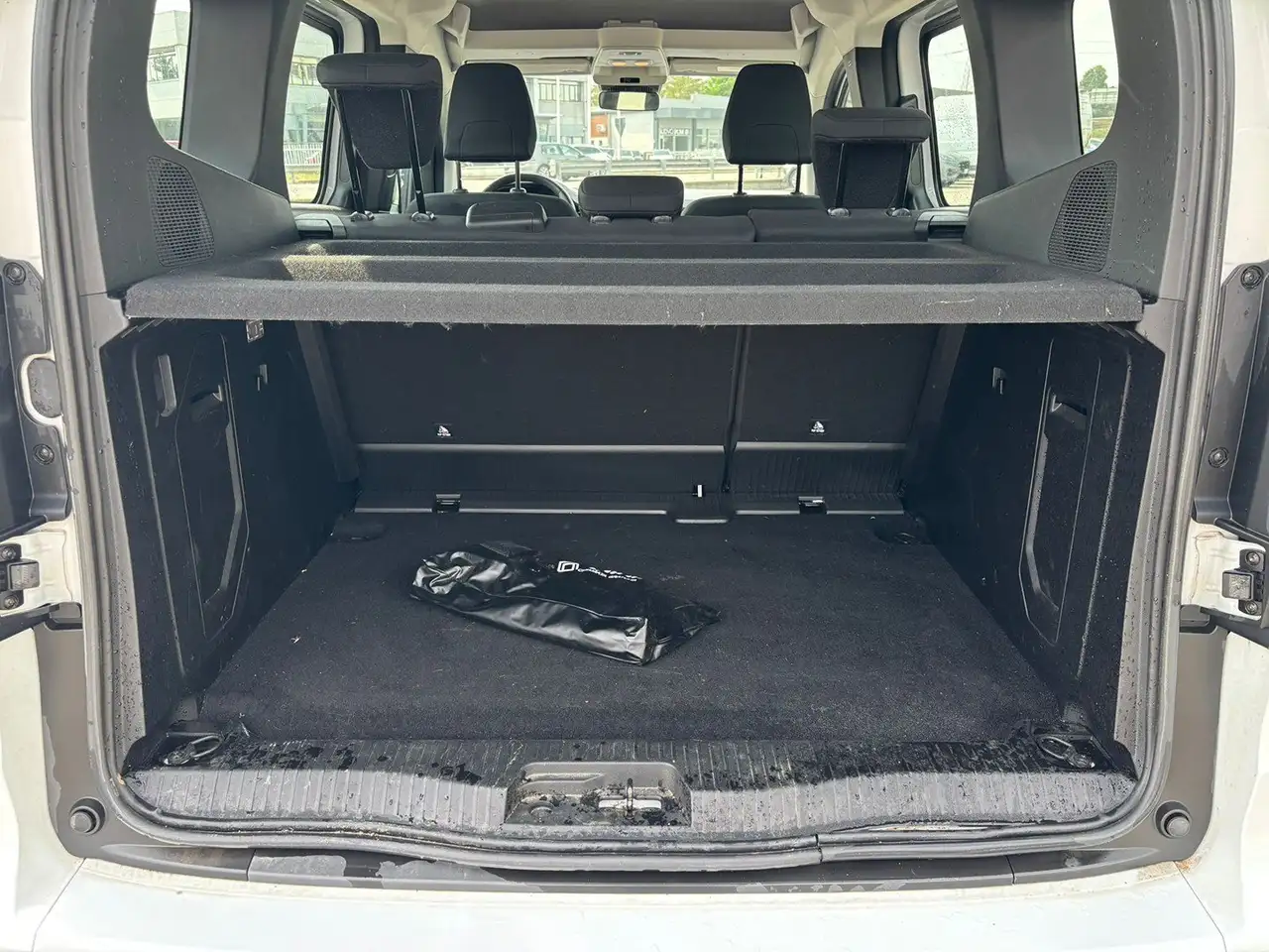 Renault Kangoo III 2021 1.5 Blue dCi 95cv Equilibre 11