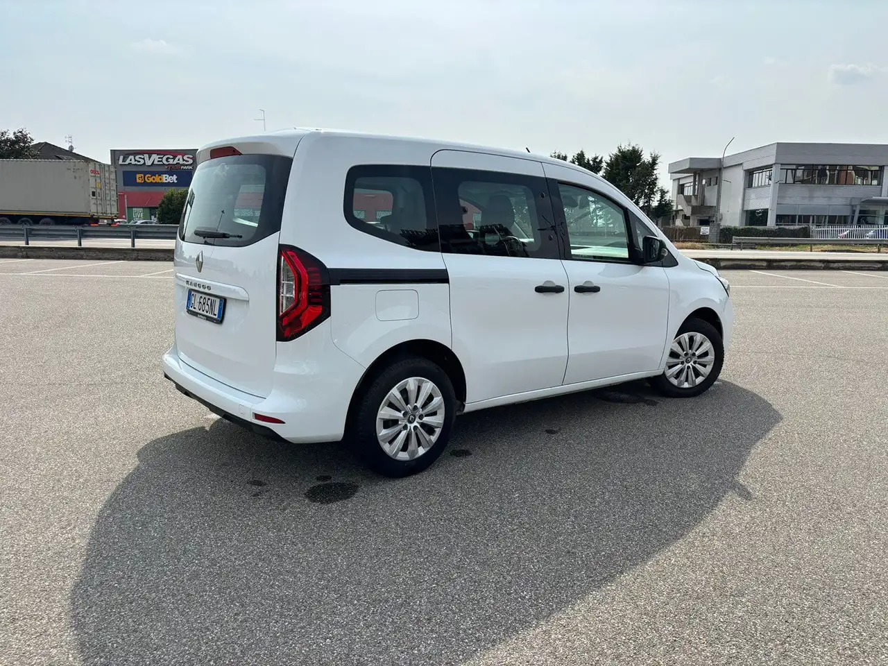 Renault Kangoo III 2021 1.5 Blue dCi 95cv Equilibre 5