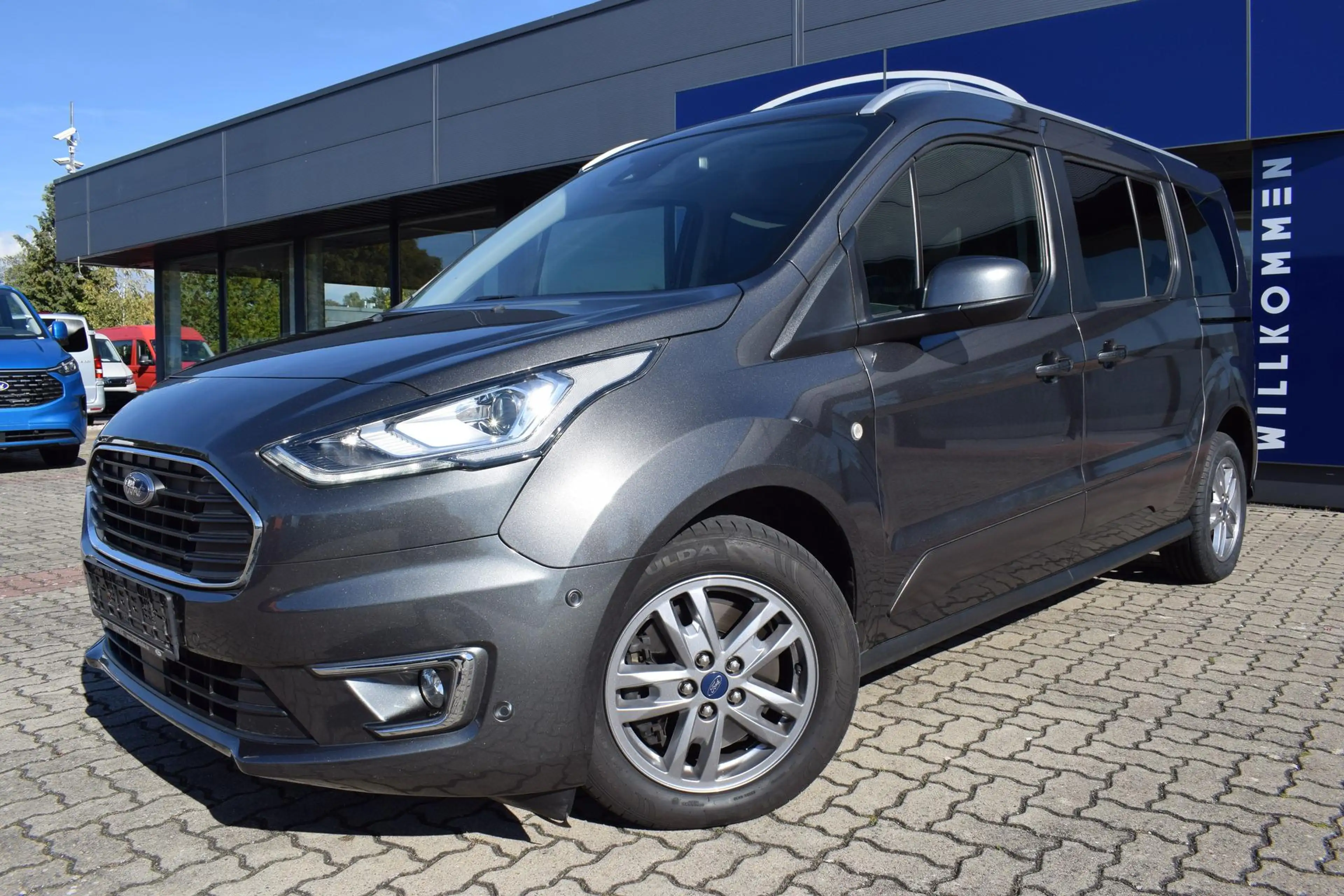 Ford Grand Tourneo Connect Titanium L2 Top Ausstattg