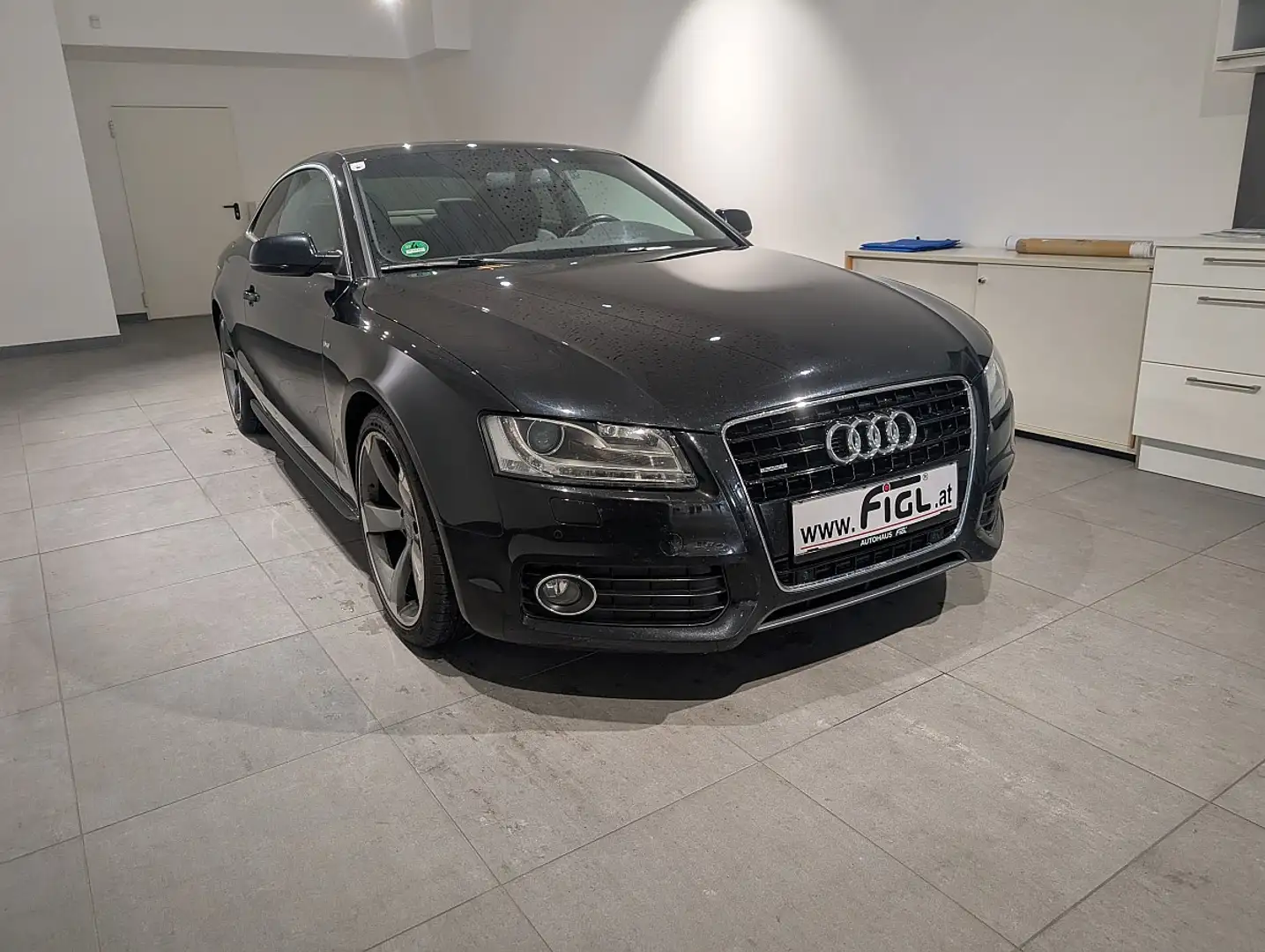 Audi A5 Coupé 3,0 TDI quattro DPF S-tronic Schwarz - 2