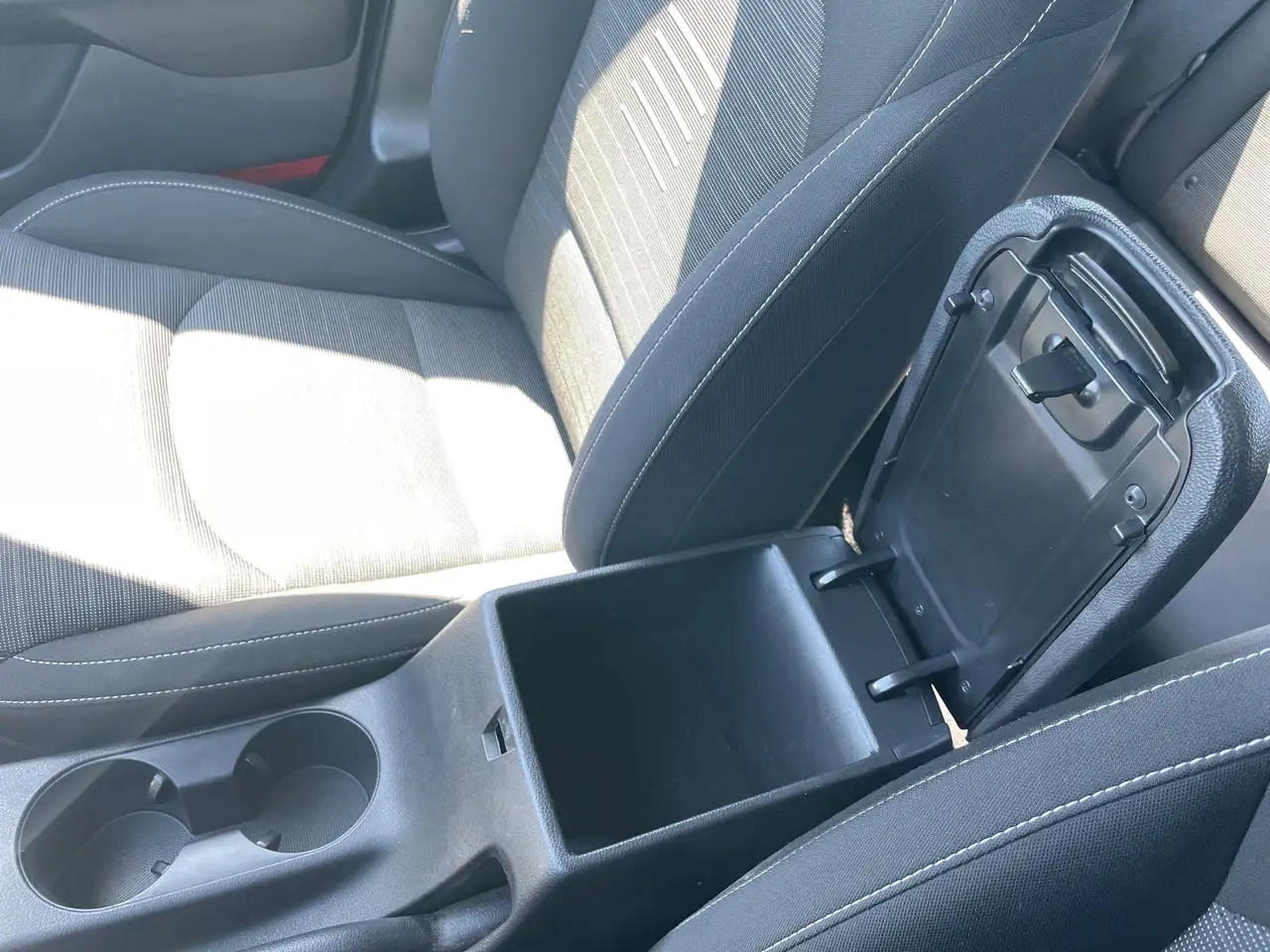 Kia Forte снимка Kia Forte