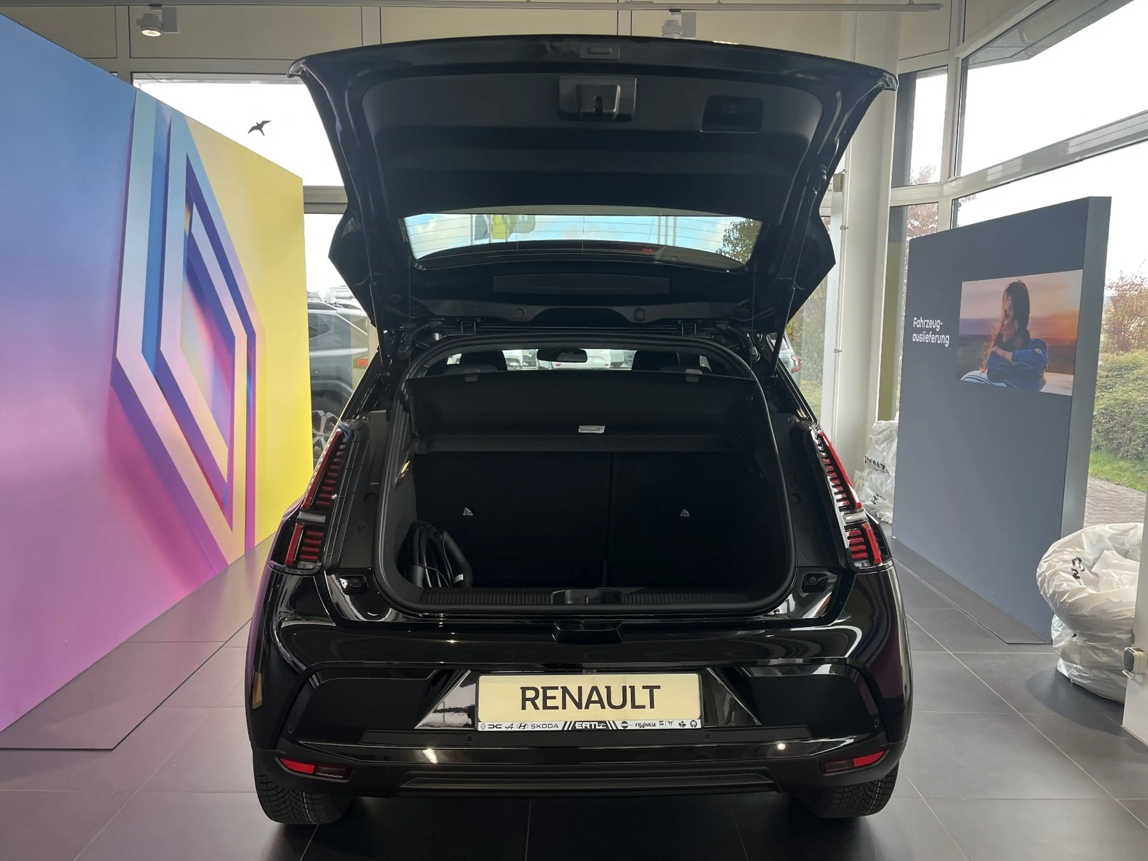 Renault R 5 E-Tech elektrisch Techno 120 Urban Range — photo 12