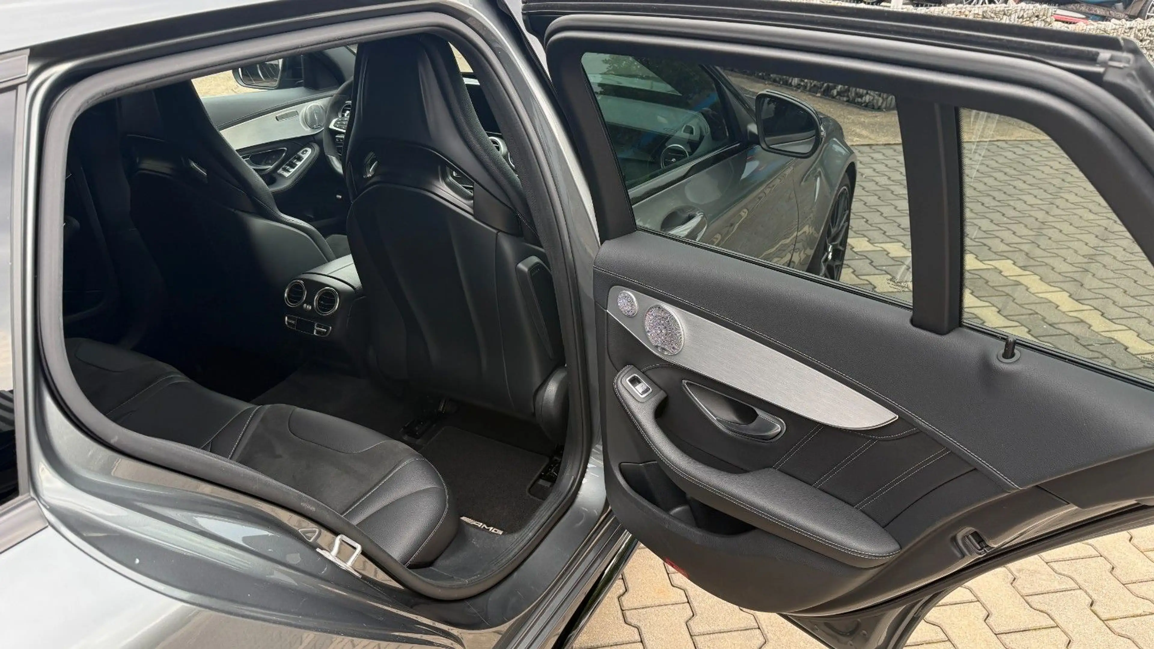 Mercedes-Benz C 63 AMG C63 AMG T-Modell Burmester Perf Sitze — photo 10