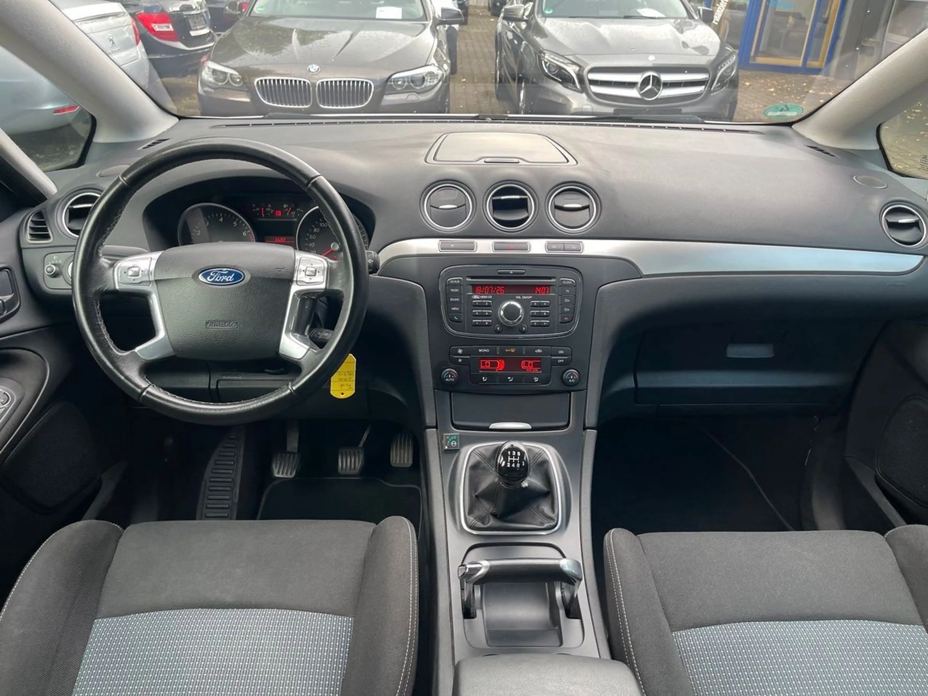 Ford S-Max 2,0 Trend*LPG-Benzin*KLIMA*AHK*PDC*LM 17" — photo 2